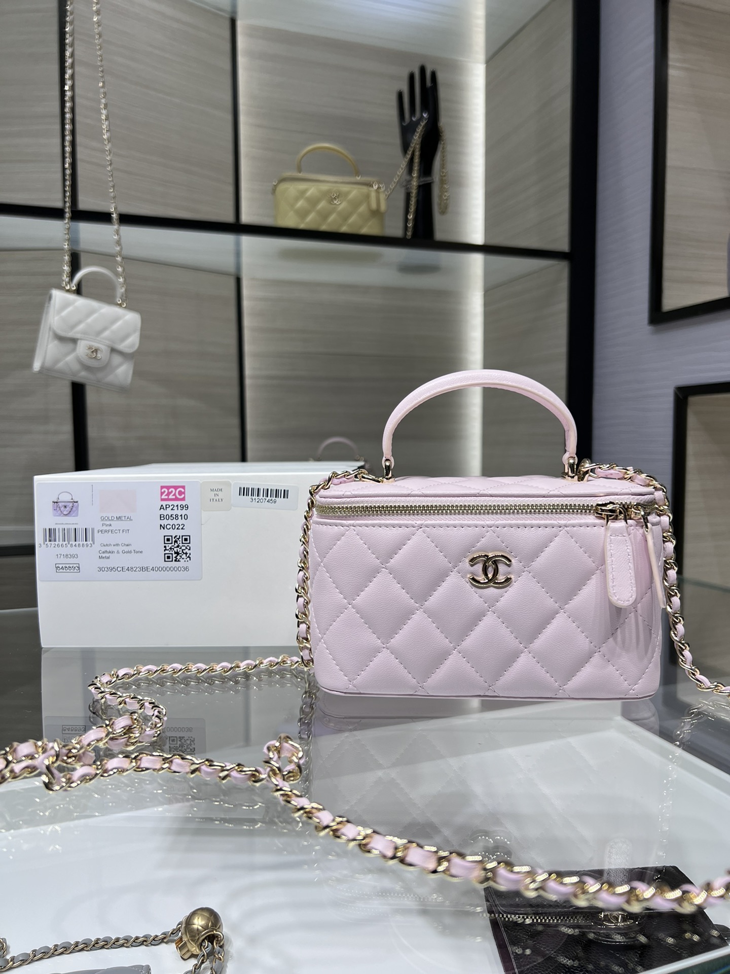 Bagsaaa Ch**el Small Vanity With Chain Light Pink AP2199 - 17*9.5*8cm