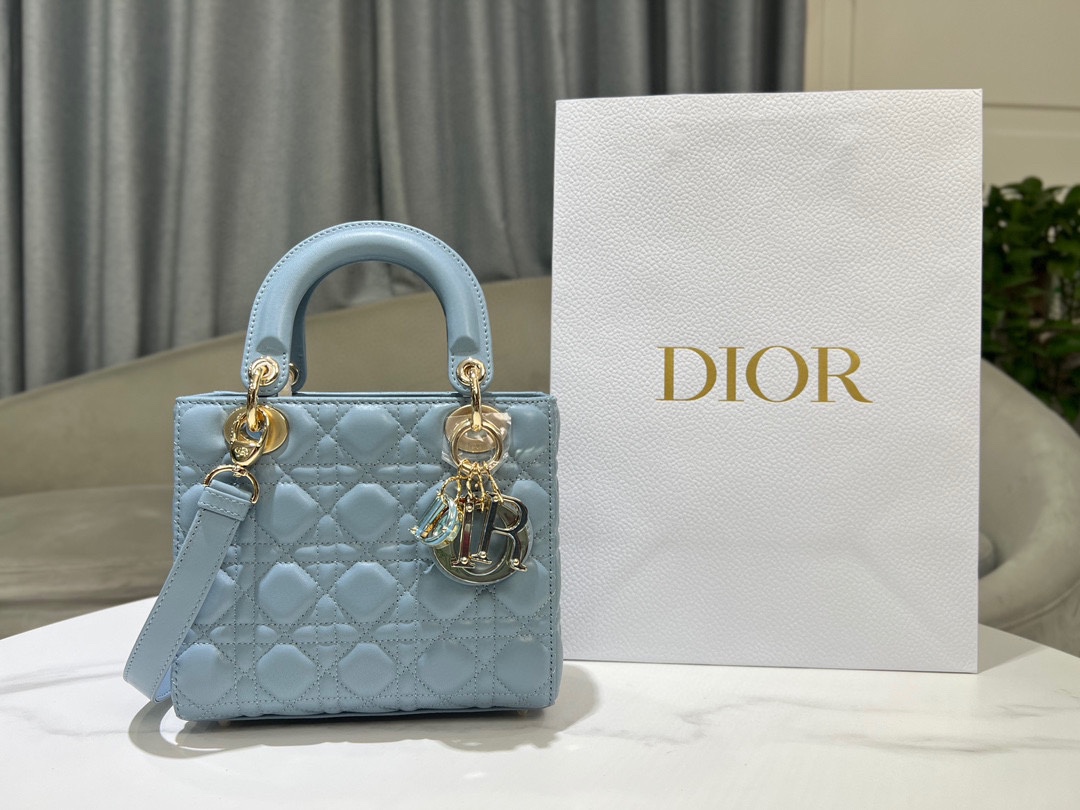 Bagsaaa Small Lady D10r Bag Blue Cannage Lambskin M0531 - 20 x 17 x 8 cm