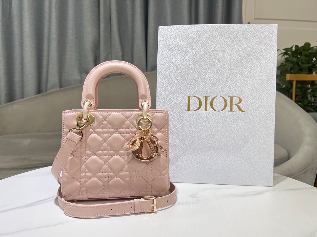 Bagsaaa Small Lady D10r Bag Powder Pink Cannage Lambskin M0531 - 20 x 17 x 8 cm