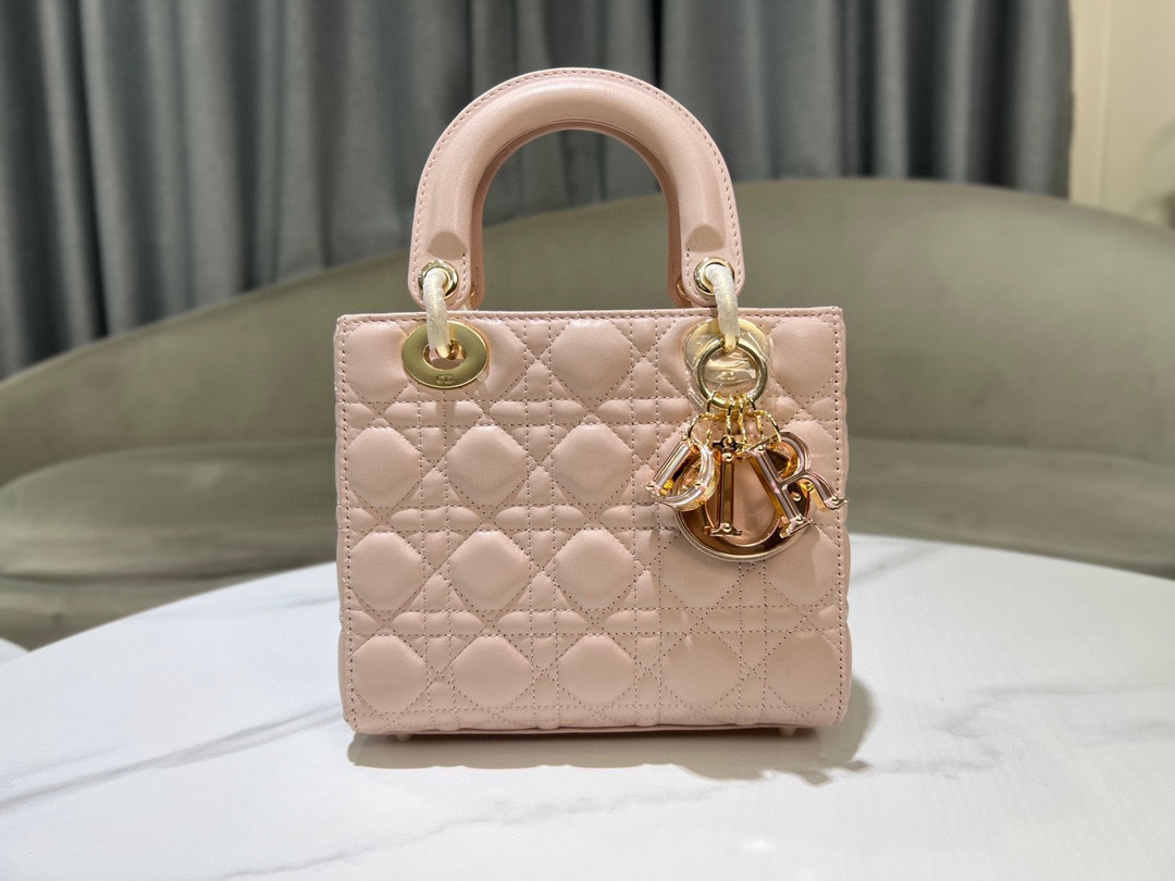 Bagsaaa Small Lady D10r Bag Powder Pink Cannage Lambskin M0531 - 20 x 17 x 8 cm