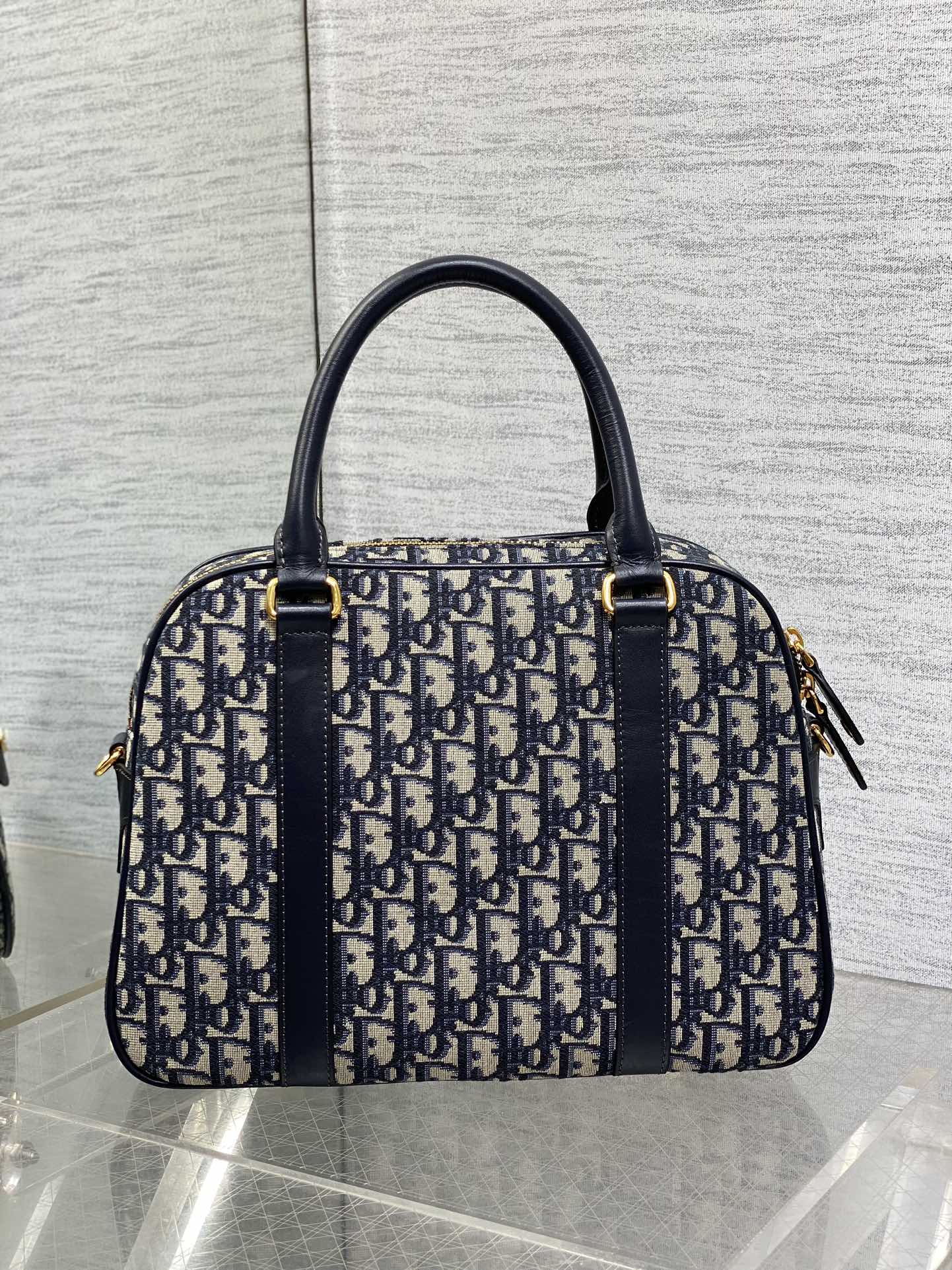 Bagsaaa D10r Large D-Vibe Bowling Bag Blue D10r Oblique Jacquard - 31 x 22.5 x 11.5 cm
