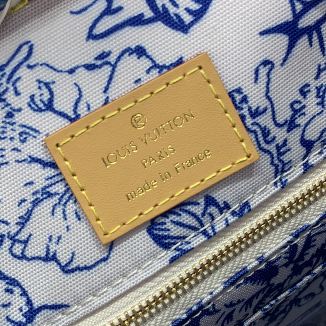 Bagsaaa L0vis Vvtt0n M11262 OnTheGo MM Tote Bag Lagoon Blue - 35 x 27 x 14 cm