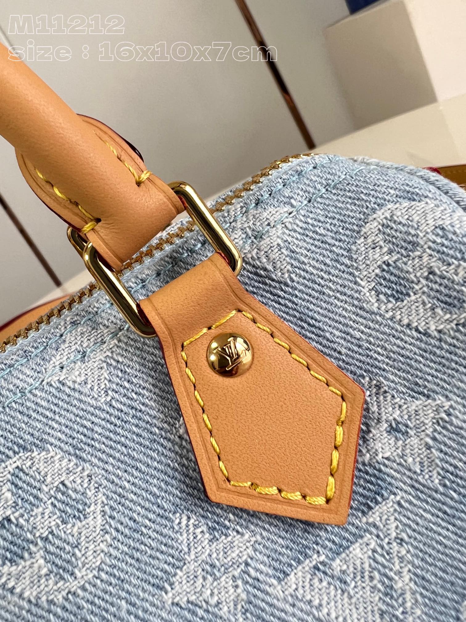 Bagsaaa L0vis Vvtt0n M11212 Nano Speedy Bag Sky Blue - 16 x 10 x 7.5 cm