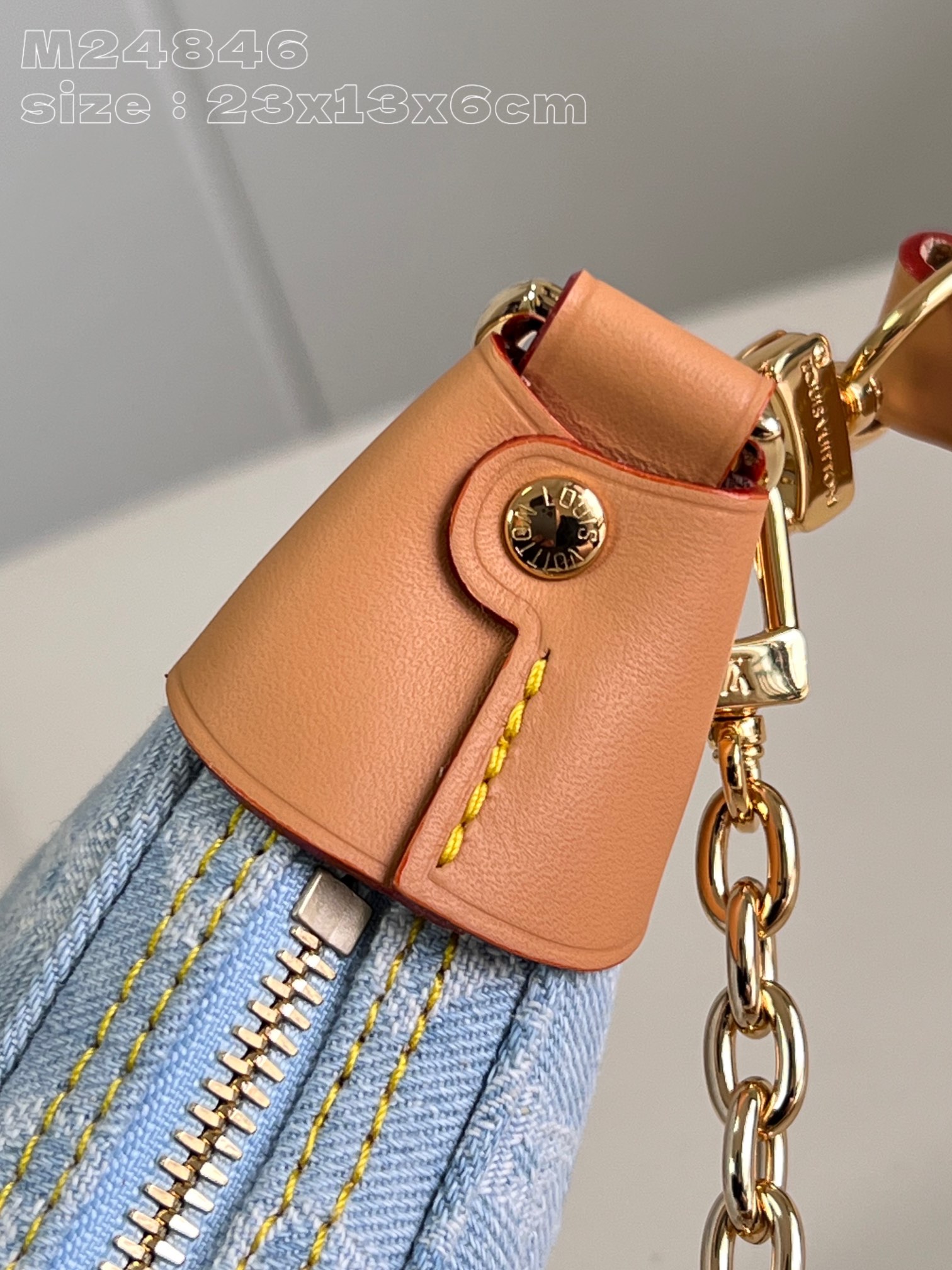 Bagsaaa L0vis Vvtt0n M24846 Loop Bag Sky Blue Denim - 23 x 13 x 6 cm