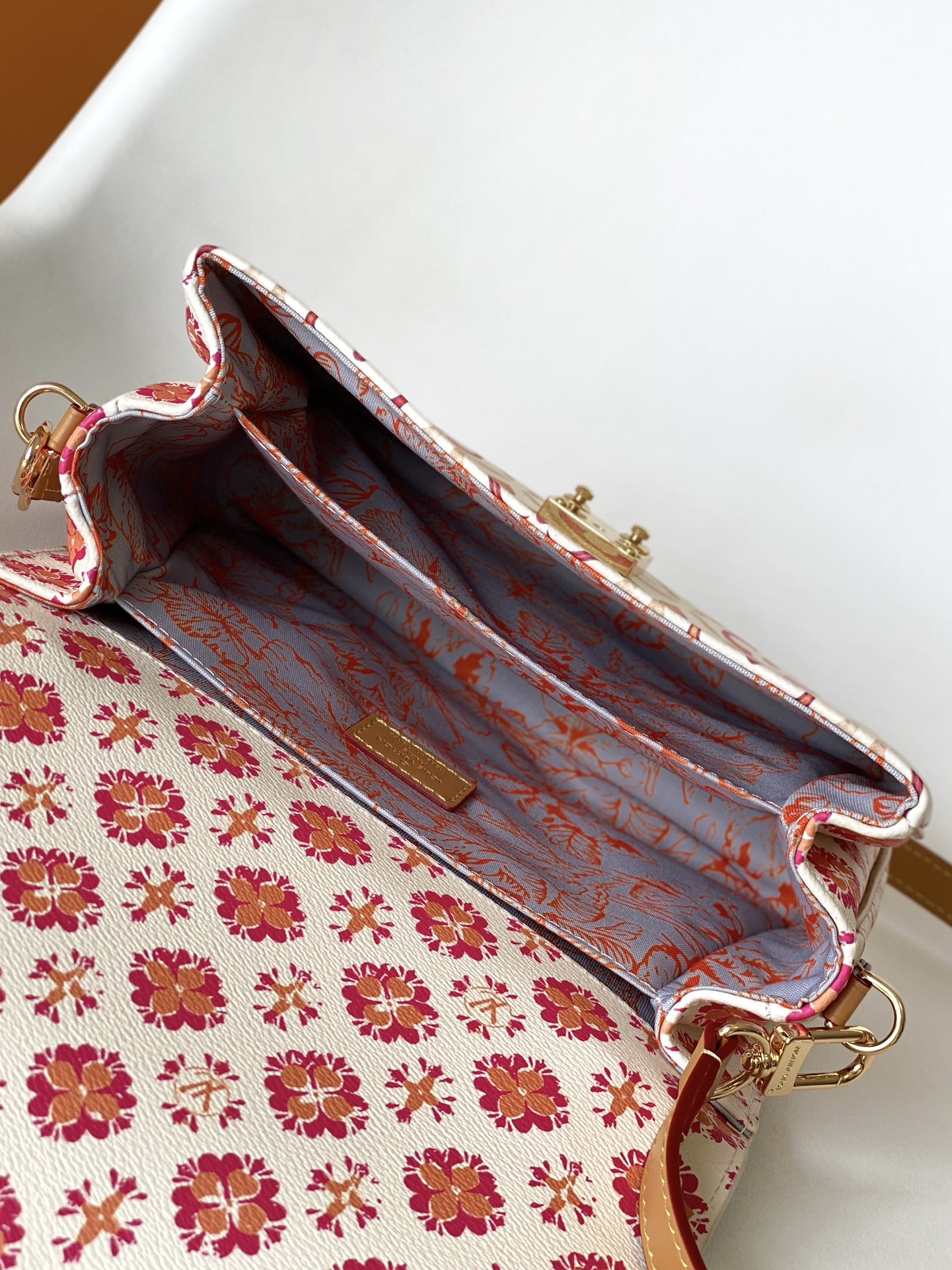 Bagsaaa L0vis Vvtt0n M11461 Pochette Métis Bag Coral - 25 x 19 x 7 cm