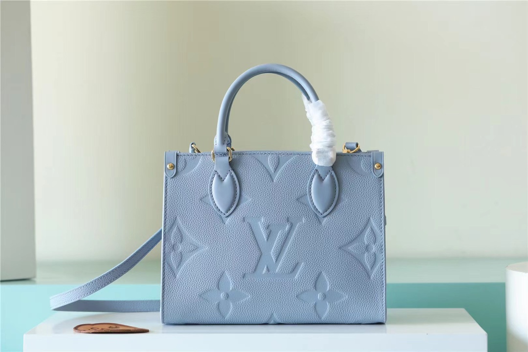 Bagsaaa L0vis Vvtt0n M46840 OnTheGo PM Bag Blue Hour - 25 x 19 x 11.5 cm