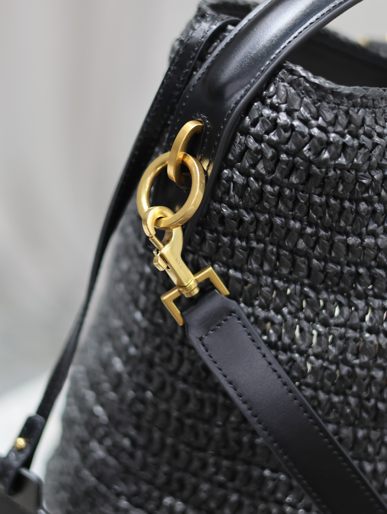 Bagsaaa Y51 Le 37 In Woven Raffia And Vegetable-Tanned Leather 773991 Black - 20 X 25 X 16 CM