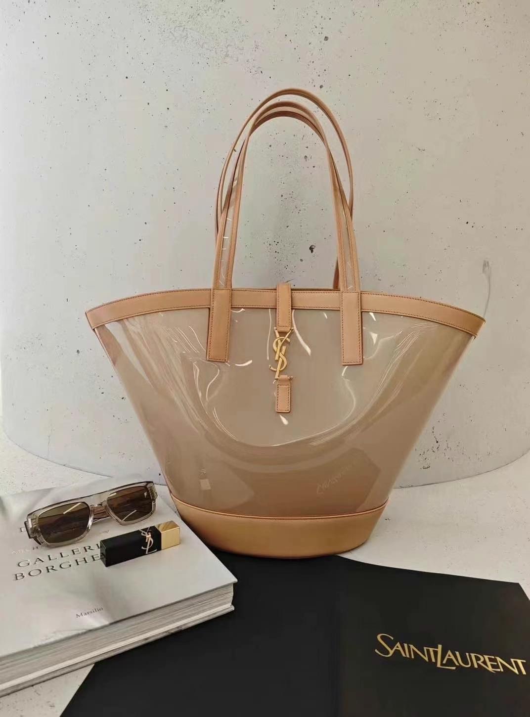 Bagsaaa Y51 Panier Medium In Vinyl And Vegetable-Tanned Leather 23.5–49 x 32.5 x 10–15 CM