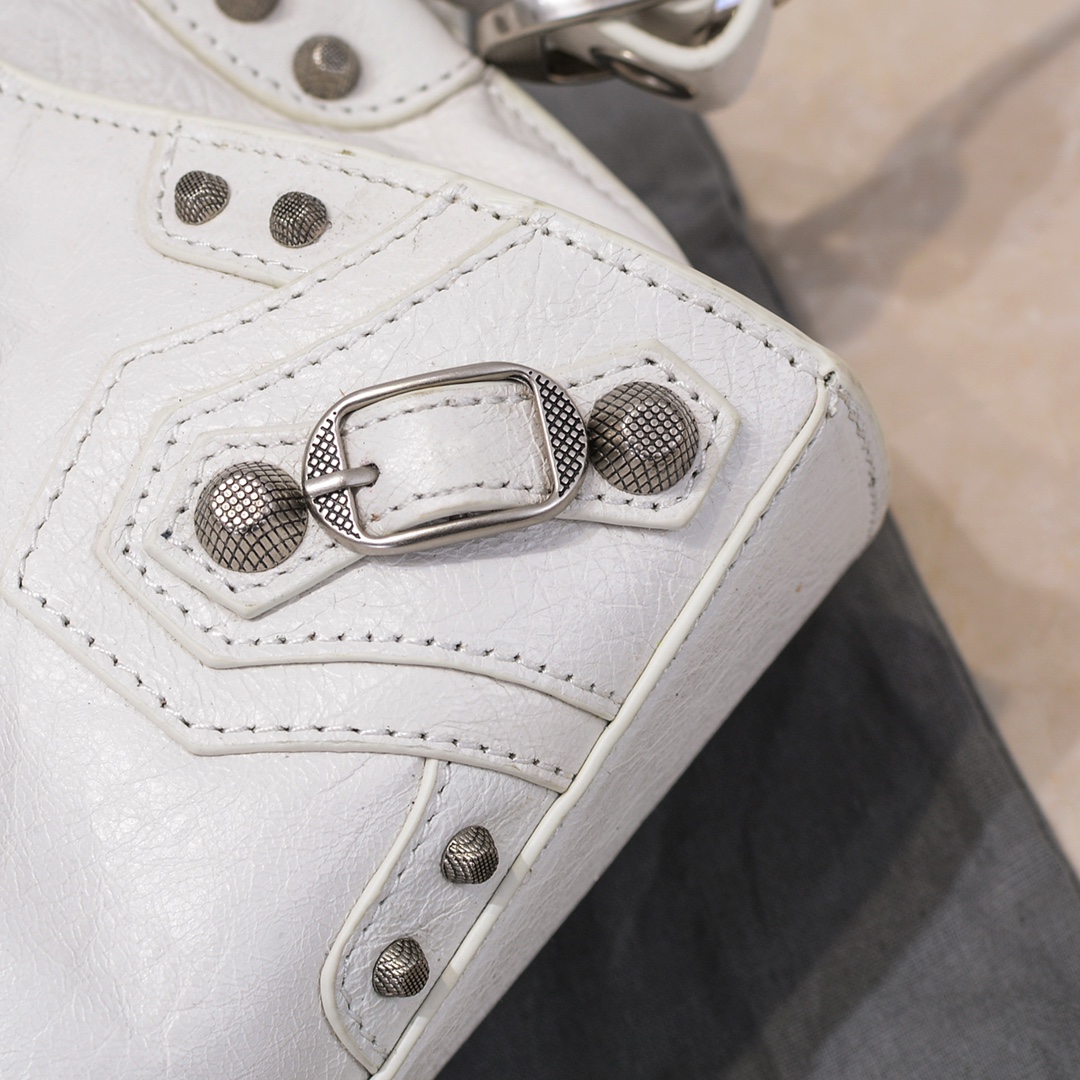 Bagsaaa Ba1en*iaga Neo Cagole XS Handbag In White Arena Lambskin - 26*12*18cm