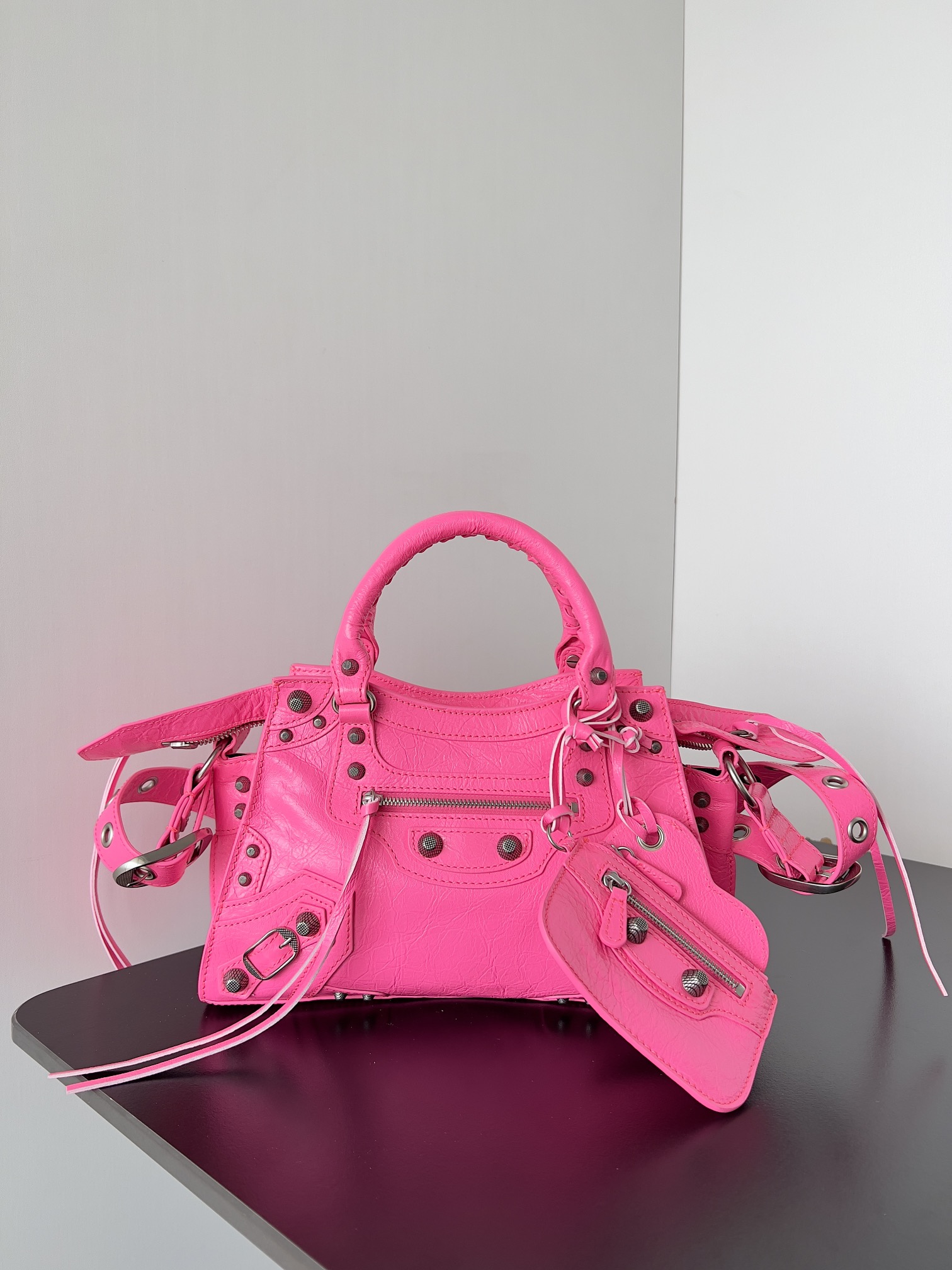 Bagsaaa Ba1en*iaga Neo Cagole XS Handbag In Pink - 26*12*18cm