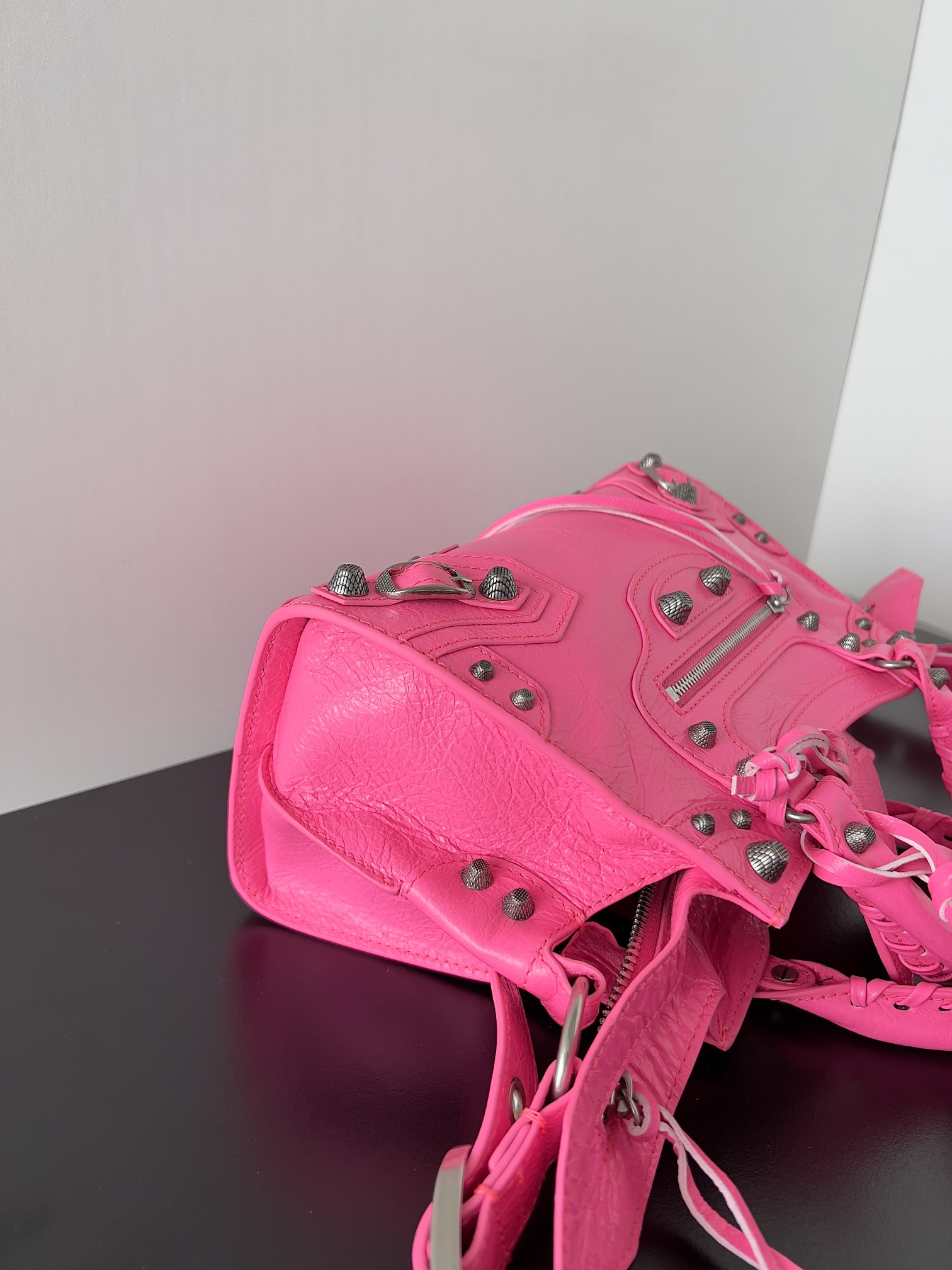 Bagsaaa Ba1en*iaga Neo Cagole XS Handbag In Pink - 26*12*18cm