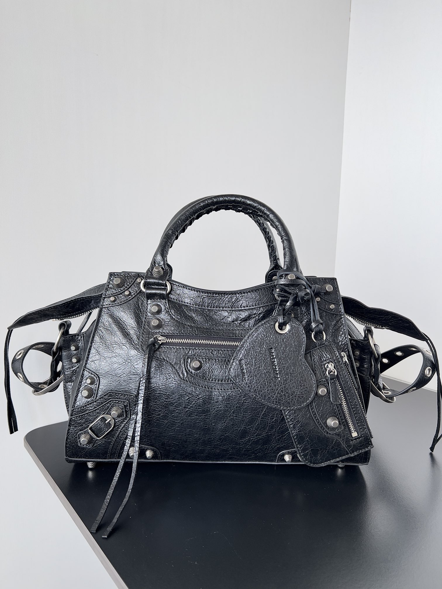 Bagsaaa Ba1en*iaga Neo Cagole City Small Handbag In Black Arena Lambskin - 33x21x14 cm