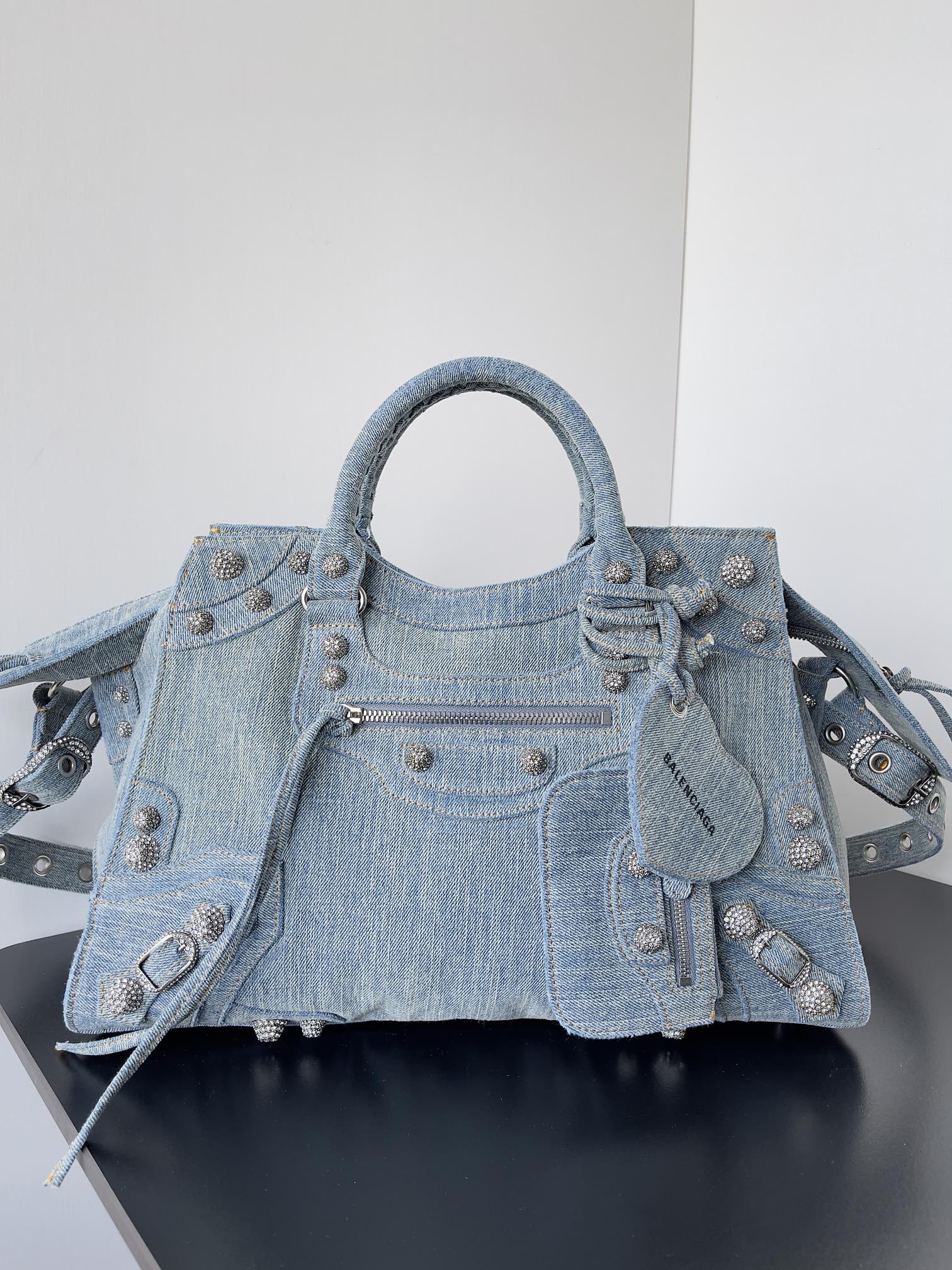 Bagsaaa Ba1en*iaga Neo Cagole City Handbag In Blue Washed Denim - 39*17*24cm