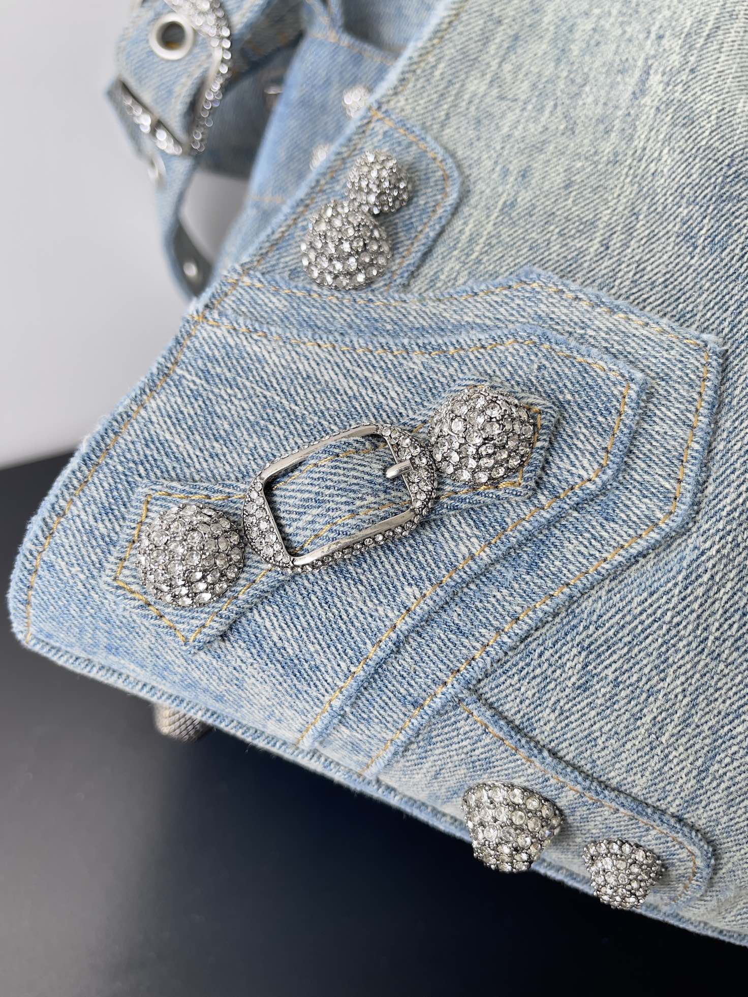 Bagsaaa Ba1en*iaga Neo Cagole City Handbag In Blue Washed Denim - 39*17*24cm