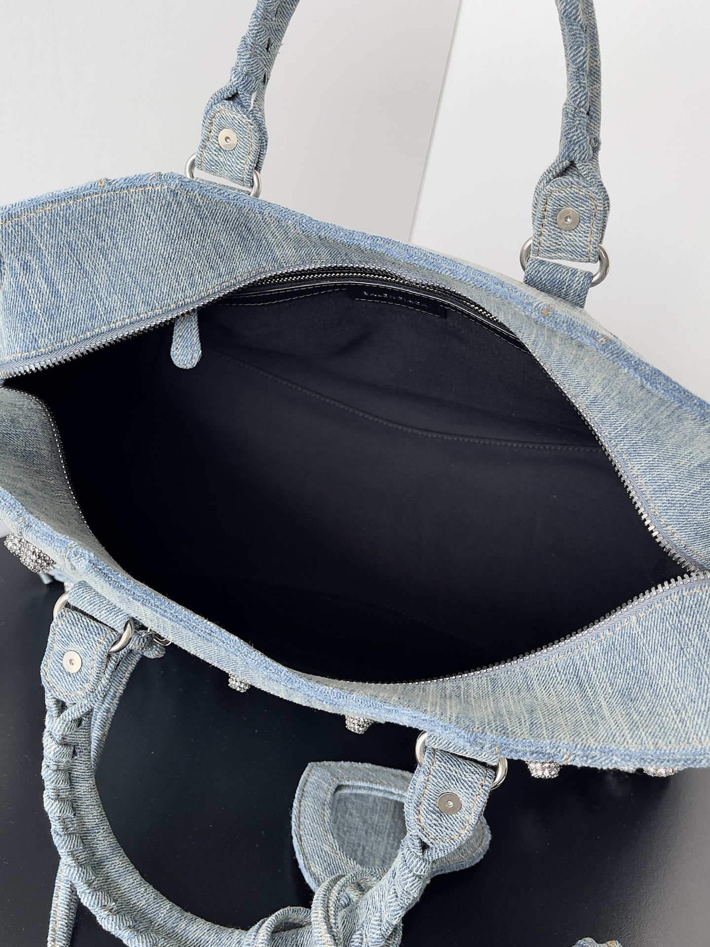 Bagsaaa Ba1en*iaga Neo Cagole City Handbag In Blue Washed Denim - 39*17*24cm