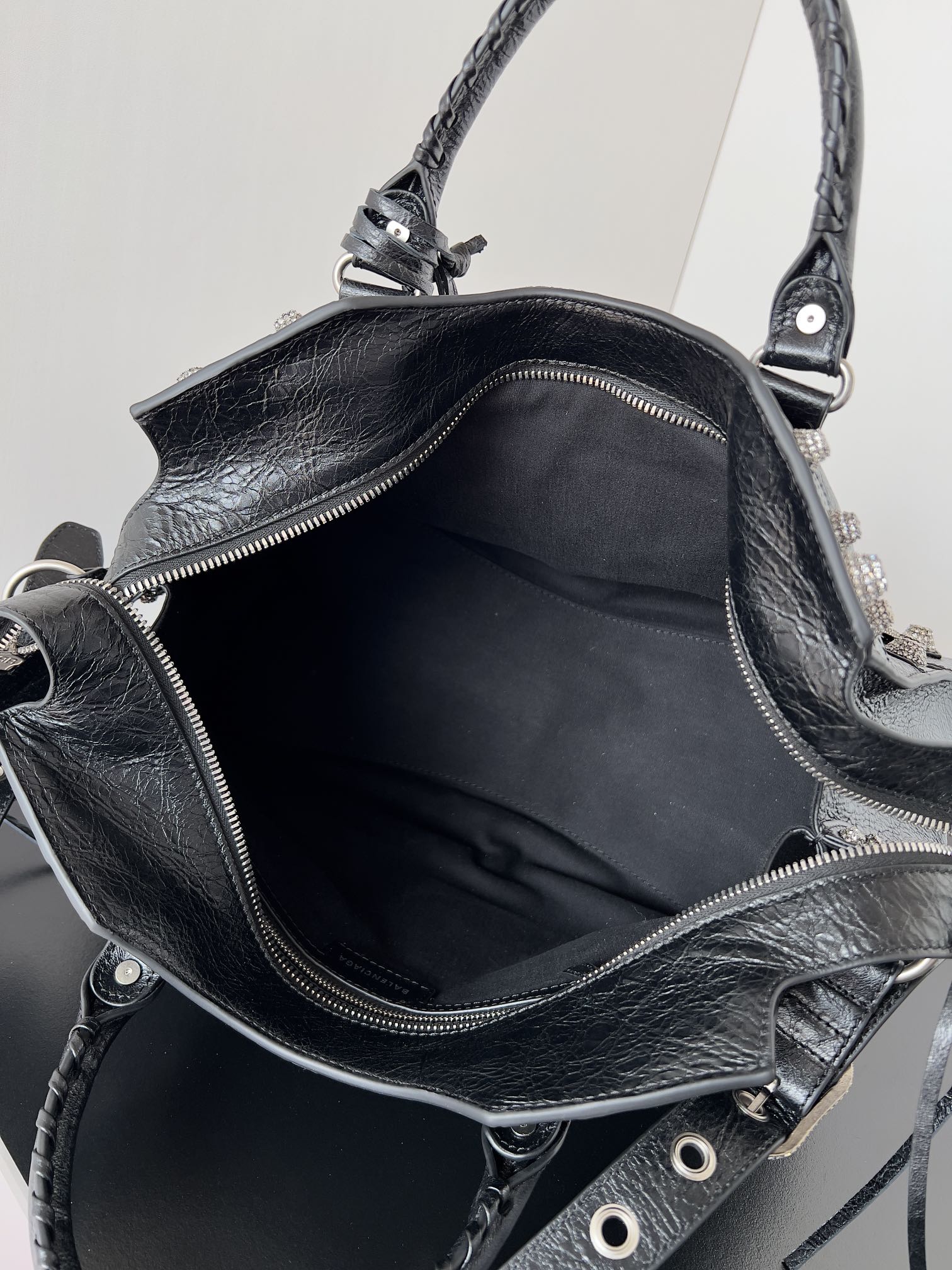 Bagsaaa Ba1en*iaga Neo Cagole City Handbag In Black Arena Lambskin - 39*17*24cm