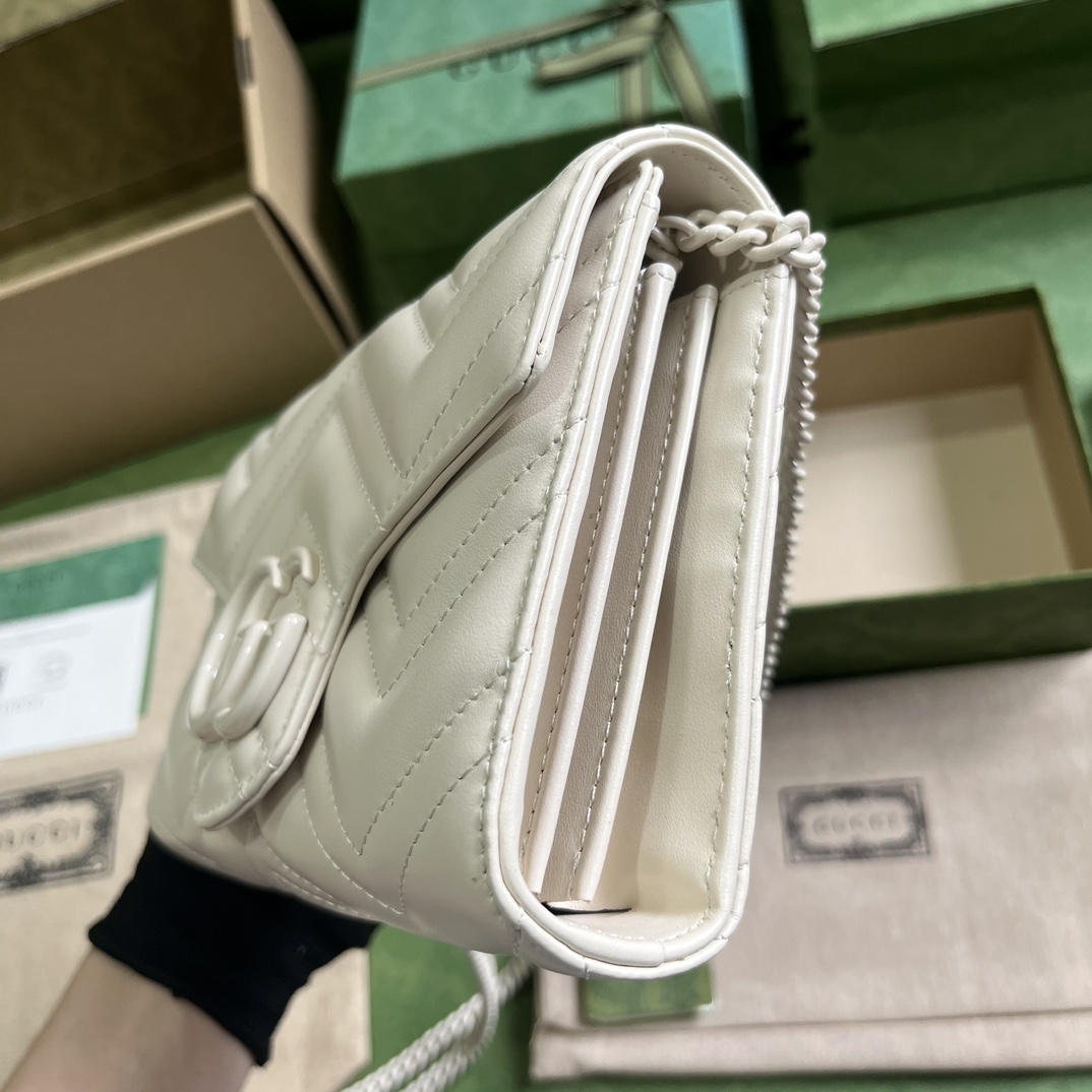 Bagsaaa Gvc*1 Marmont Mini Bag 474575 White - 20 x 13 x 6 cm