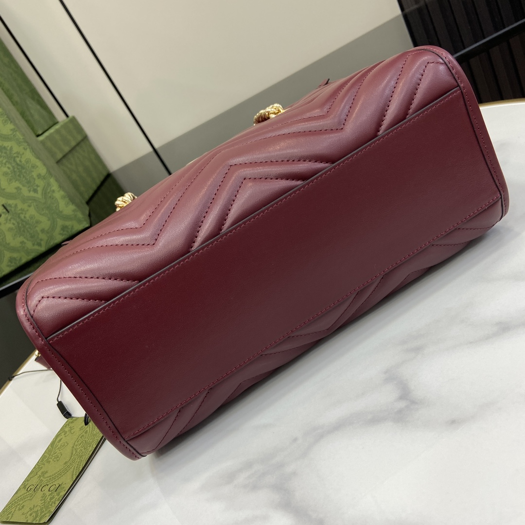Bagsaaa Gvc*1 GG Marmont Small Tote 779727 Red - 26.5 x 18.5 x 12.5 cm