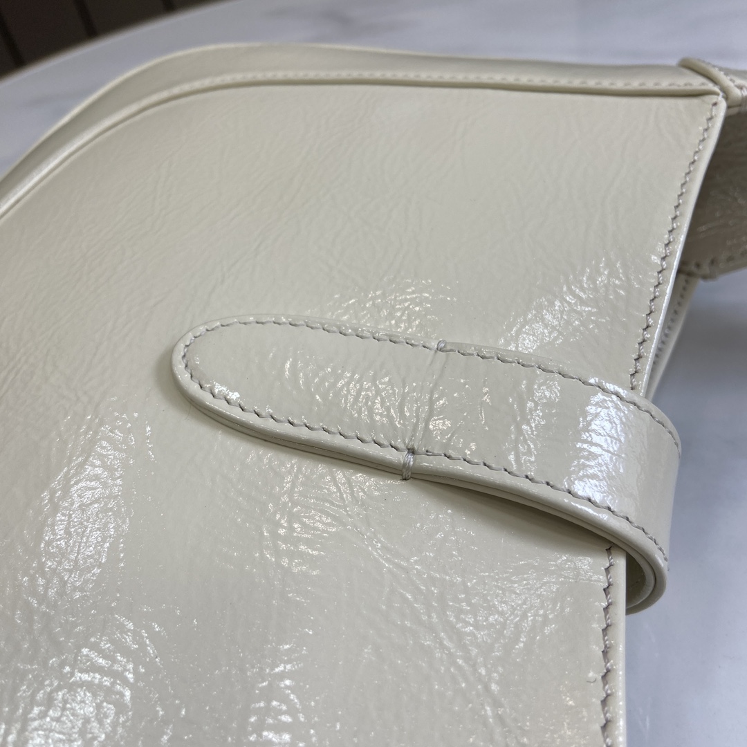 Bagsaaa Gvc*1 Jackie Small Shoulder Bag 782849 Ivory - 27.5x19x4 cm
