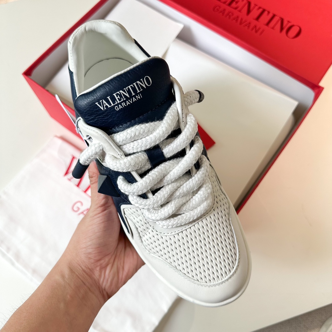 Bagsaaa Va1e*ntin0 Garavani Sneakers One Stud XL White & Navy Blue
