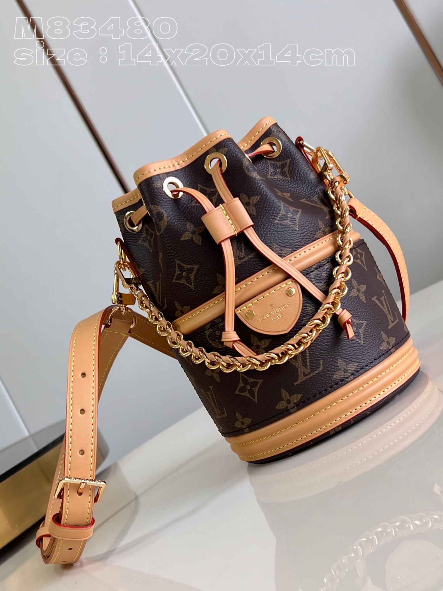Bagsaaa L0vis Vvtt0n M83480 Canoé Bucket Bag Monogram - 14 x 20.5 x 14 cm