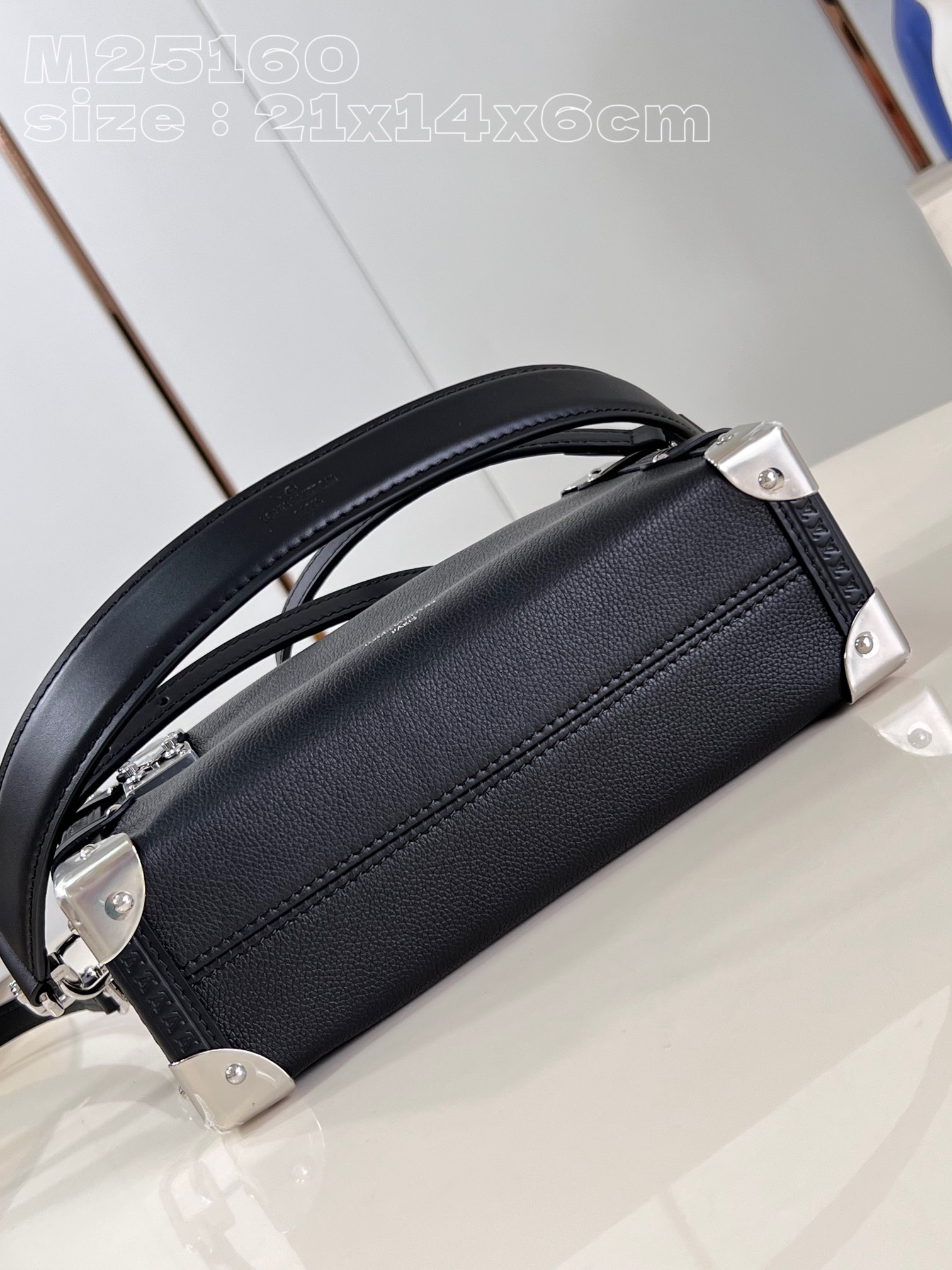Bagsaaa L0vis Vvtt0n M25160 Side Trunk MM Bag Black - 21 x 14 x 6 cm