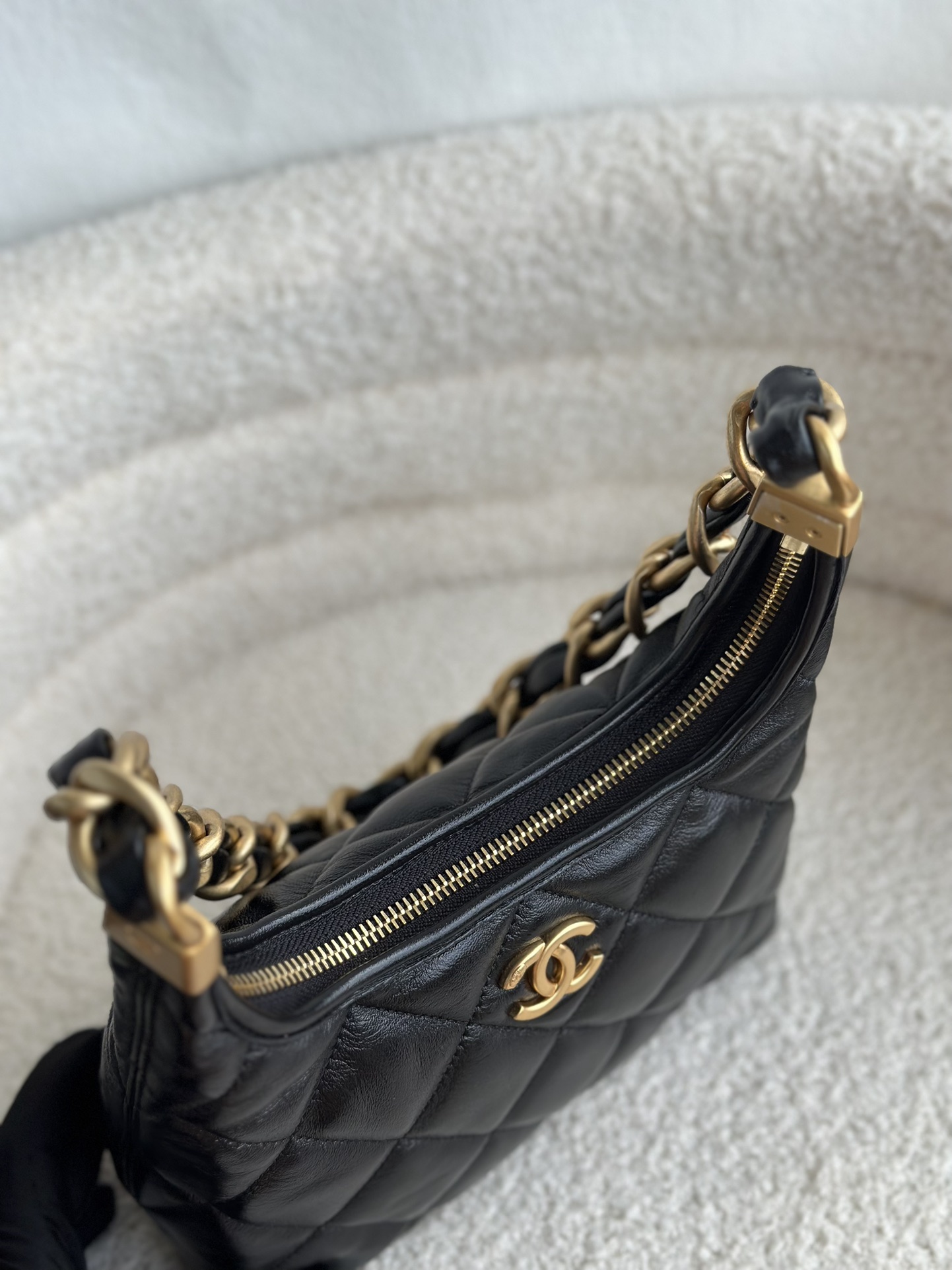 Bagsaaa Ch**el Small Hobo Bag AS4922 Black - 22.5 × 19.5 × 8.5 cm