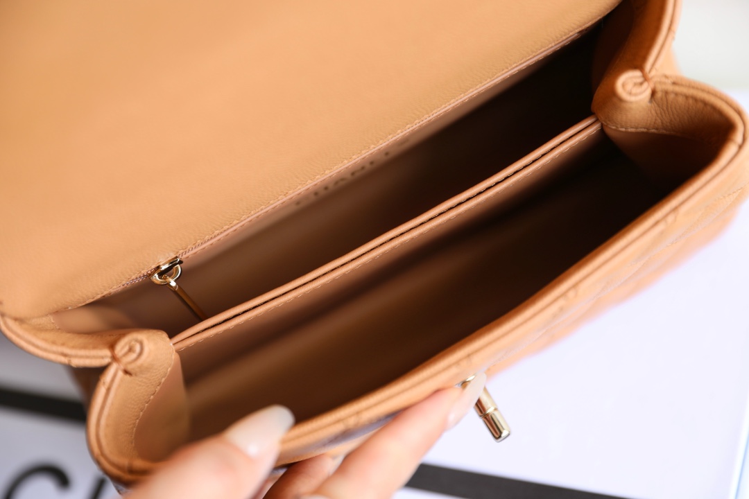 Bagsaaa Ch**el Coco Flap Bag With Top Handle Beige - 14 × 24 × 10 cm