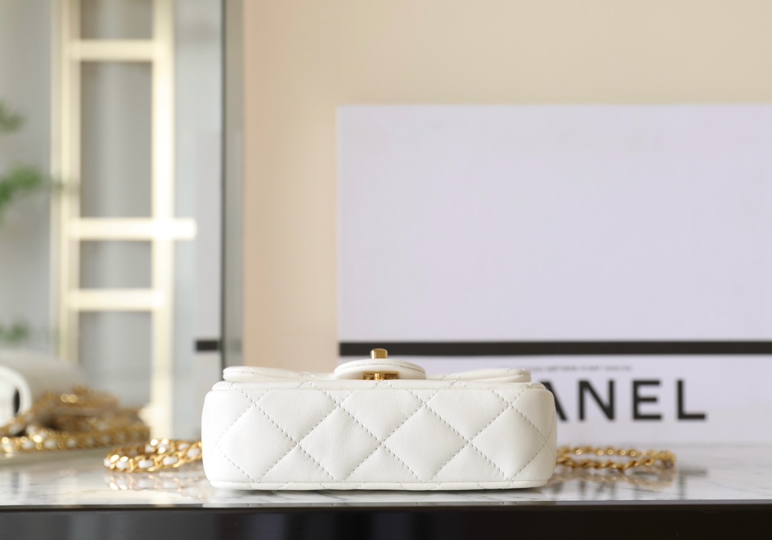Bagsaaa Ch**el Mini Flap Bag With Top Handle AS4847 White - 12 × 19 × 6 cm