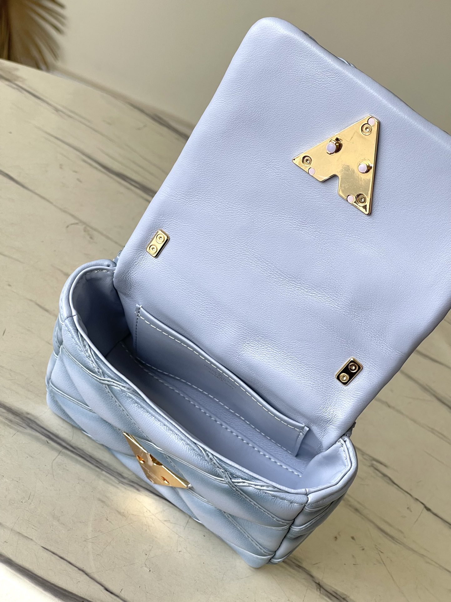 Bagsaaa L0vis Vvtt0n M83071 Pico GO-14 Ecume Gray - 15 x 10 x 6.5 cm