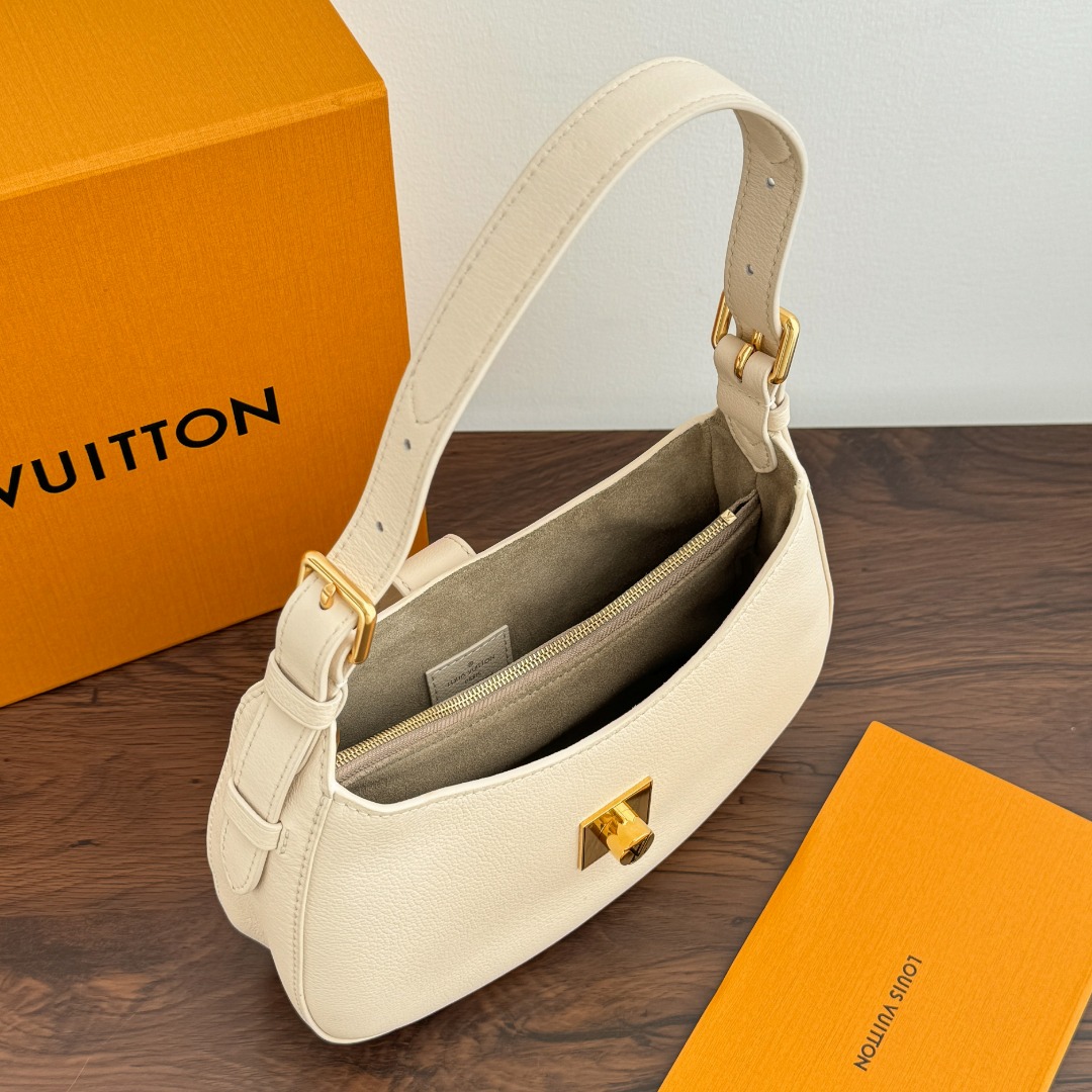 Bagsaaa L0vis Vvtt0n M24990 Low Key Shoulder Bag Cream - 26 x 18 x 7 cm