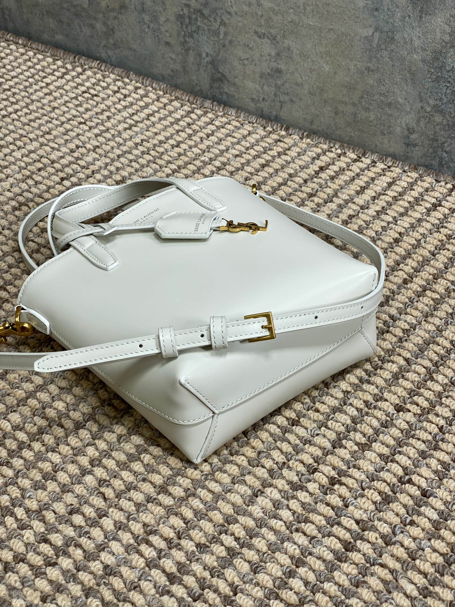 Bagsaaa Y51 Mini Toy Shopping Sa1nt Lau*nt In Box Leather 773995 White - 18 X 17 X 8 CM