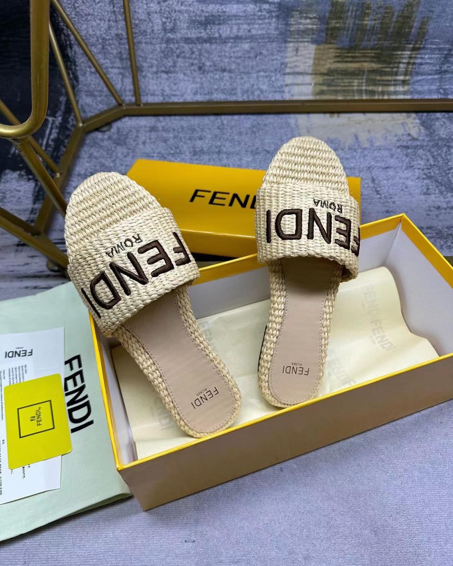Bagsaaa F**di Signature Beige Cotton Fibre Slides