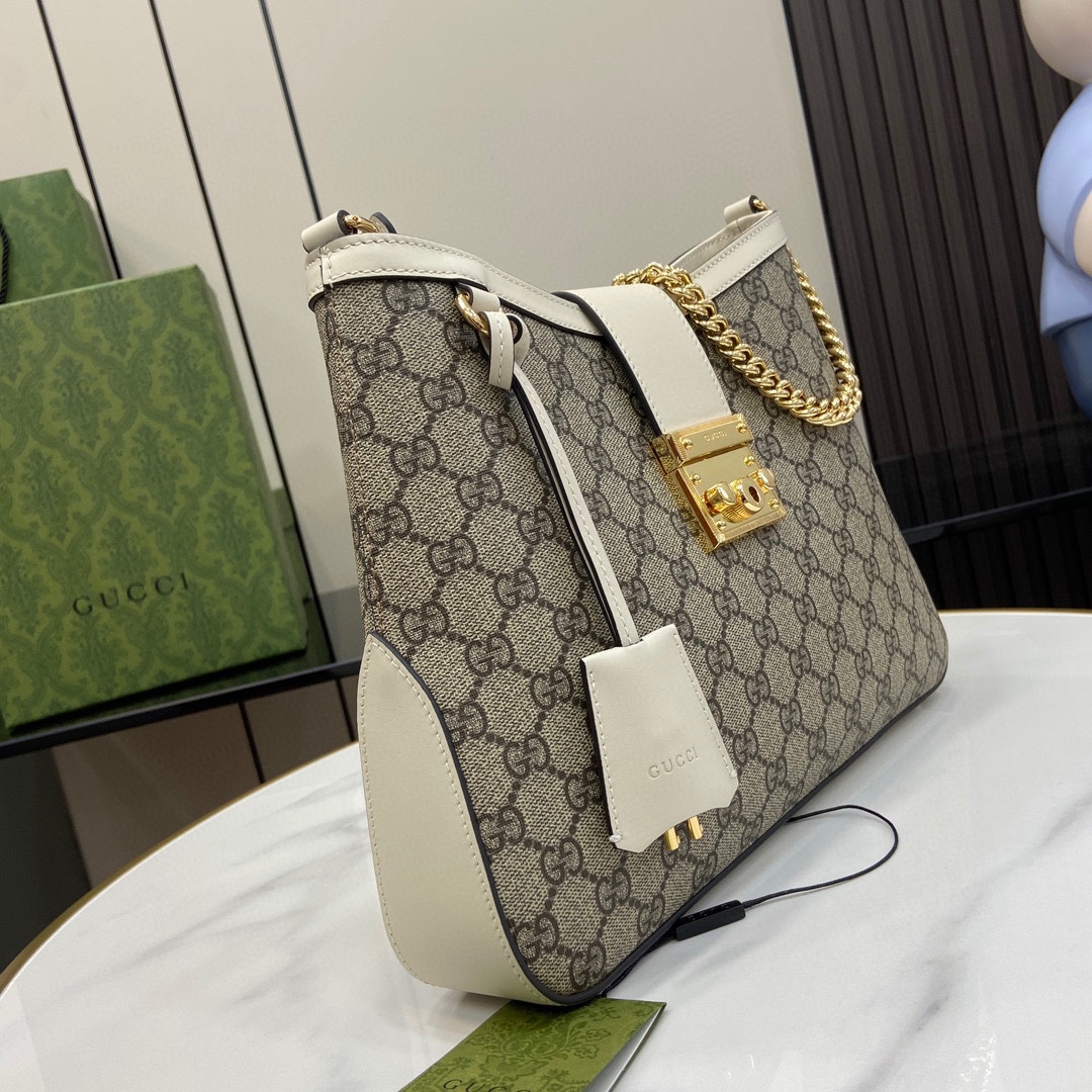 Bagsaaa Gvc*1 Padlock GG Medium Shoulder Bag 795113 White - 32.5 x 24 x 5.5 cm
