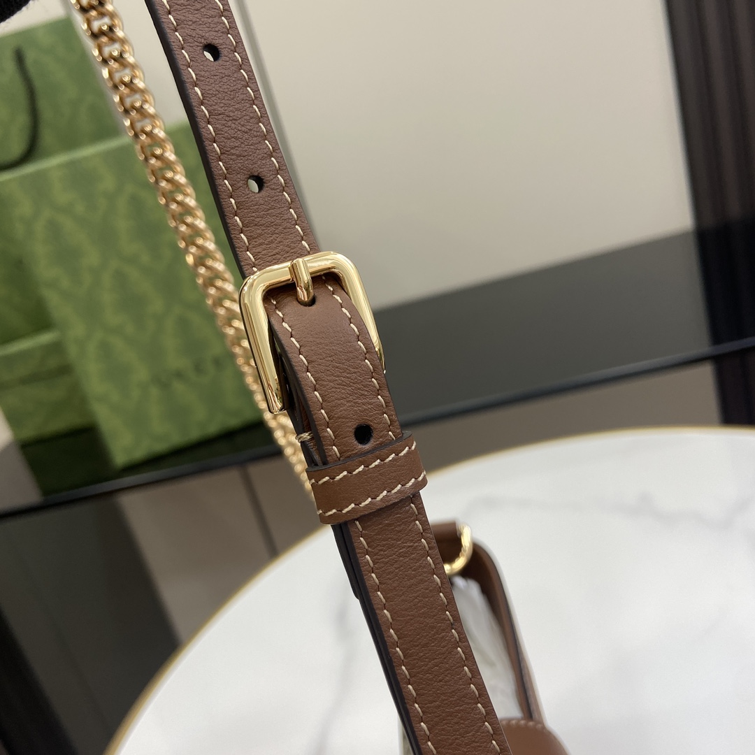 Bagsaaa Gvc*1 Padlock GG Medium Shoulder Bag 811705 Brown - 26.5x14x6 cm