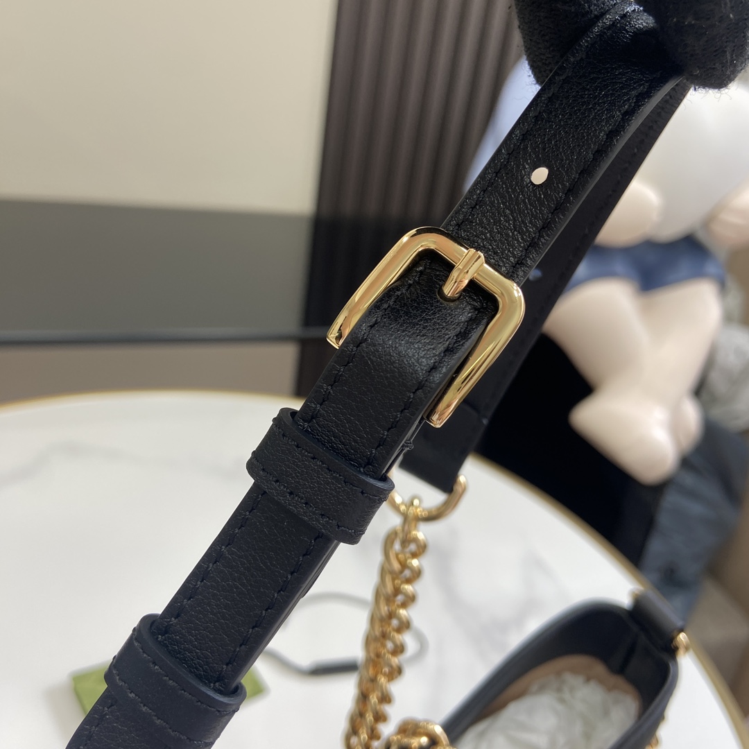 Bagsaaa Gvc*1 Padlock GG Medium Shoulder Bag 811705 Black - 26.5x14x6 cm