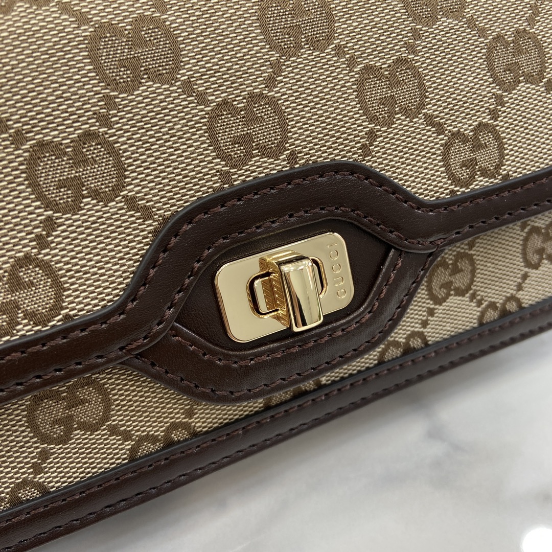 Bagsaaa Gvc*1 Luce Mini Shoulder Bag 790038 Brown - 20x10x4 cm