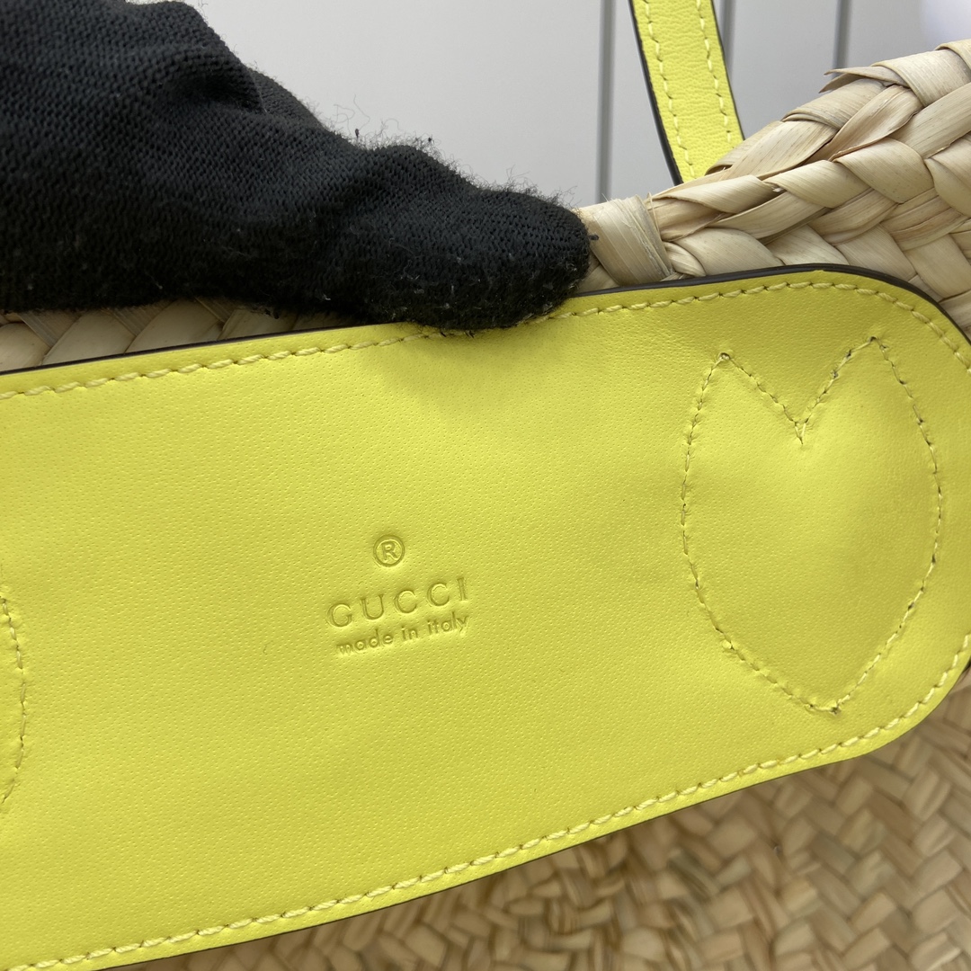Bagsaaa Gvc*1 Mini Straw Tote With Gvc*1 Logo 782381 Yellow - 20.5 x 19.5 x 13 cm