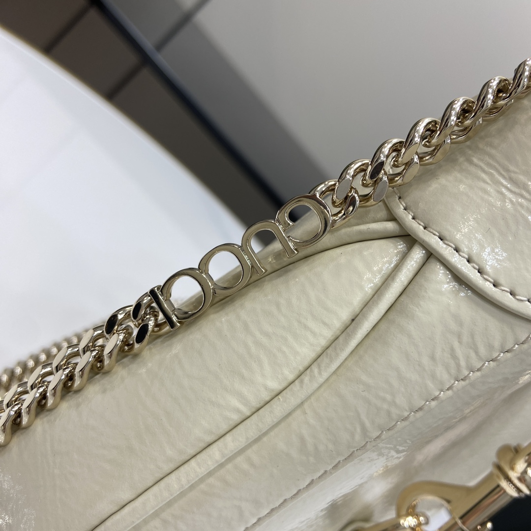 Bagsaaa Gvc*1 Jackie Notte Mini Bag 782889 Ivory Patent - 19.5 x 18 x 3.5cm
