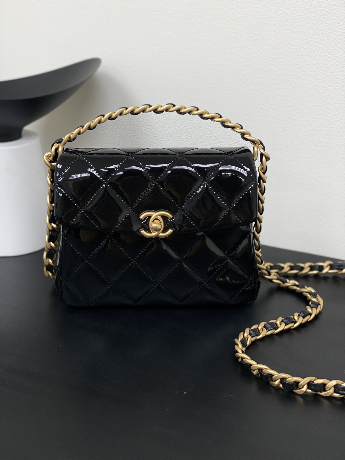Bagsaaa Ch**el Mini Flap Bag With Top Handle AS4472 Black Patent - 14 × 18 × 7 cm