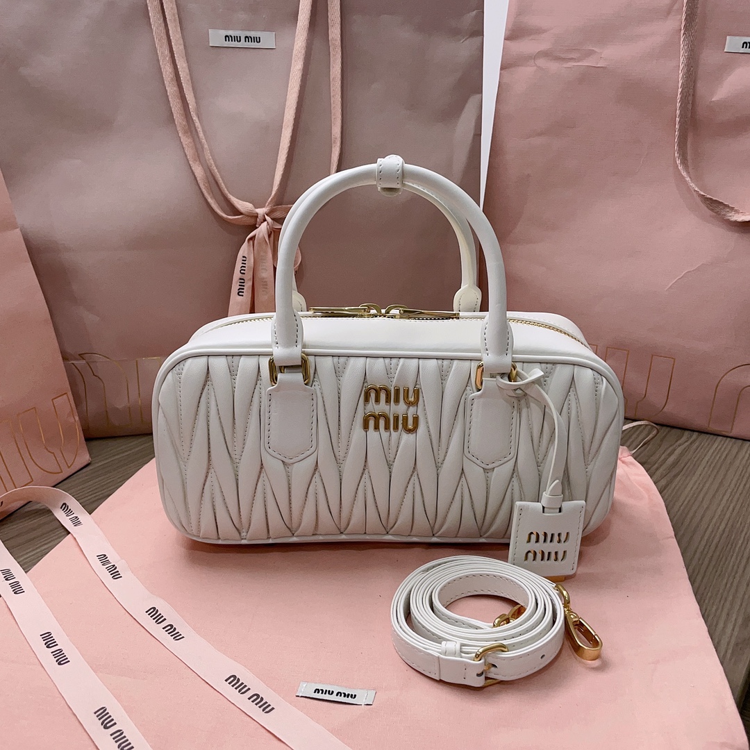 Bagsaaa M1um1u Arcadie Matelassé Nappa Leather Bag White - 12*27*9 cm