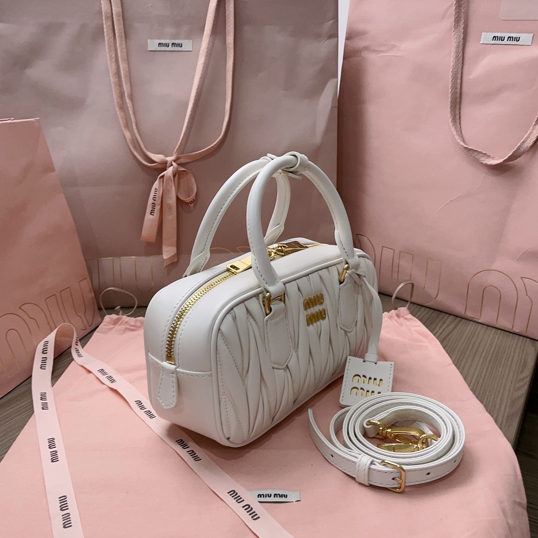 Bagsaaa M1um1u Arcadie Matelassé Nappa Leather Bag White - 10.5*22*7.5 cm