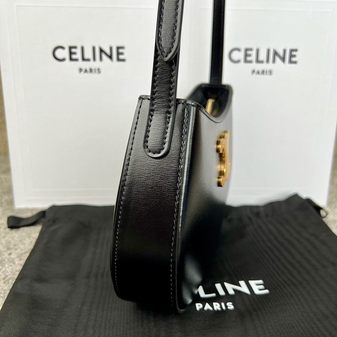 Bagsaaa Ce1i*e Medium Tilly Bag In Shiny Calfskin Black - 22 X 13.5 X 4 CM