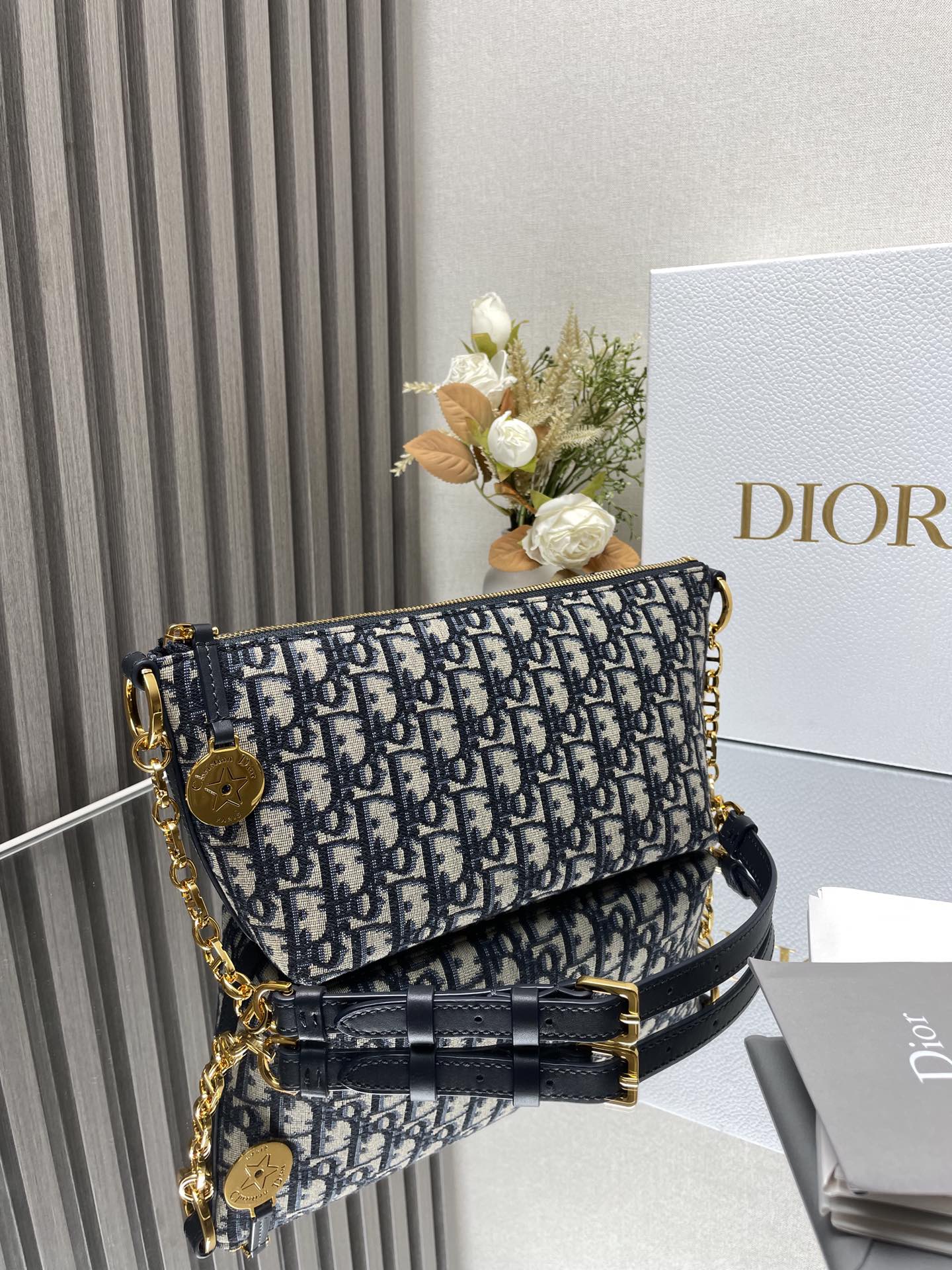 Bagsaaa D10rstar Hobo Bag With Chain Blue D10r Oblique Jacquard - 28.5 x 14.5 x 10 cm