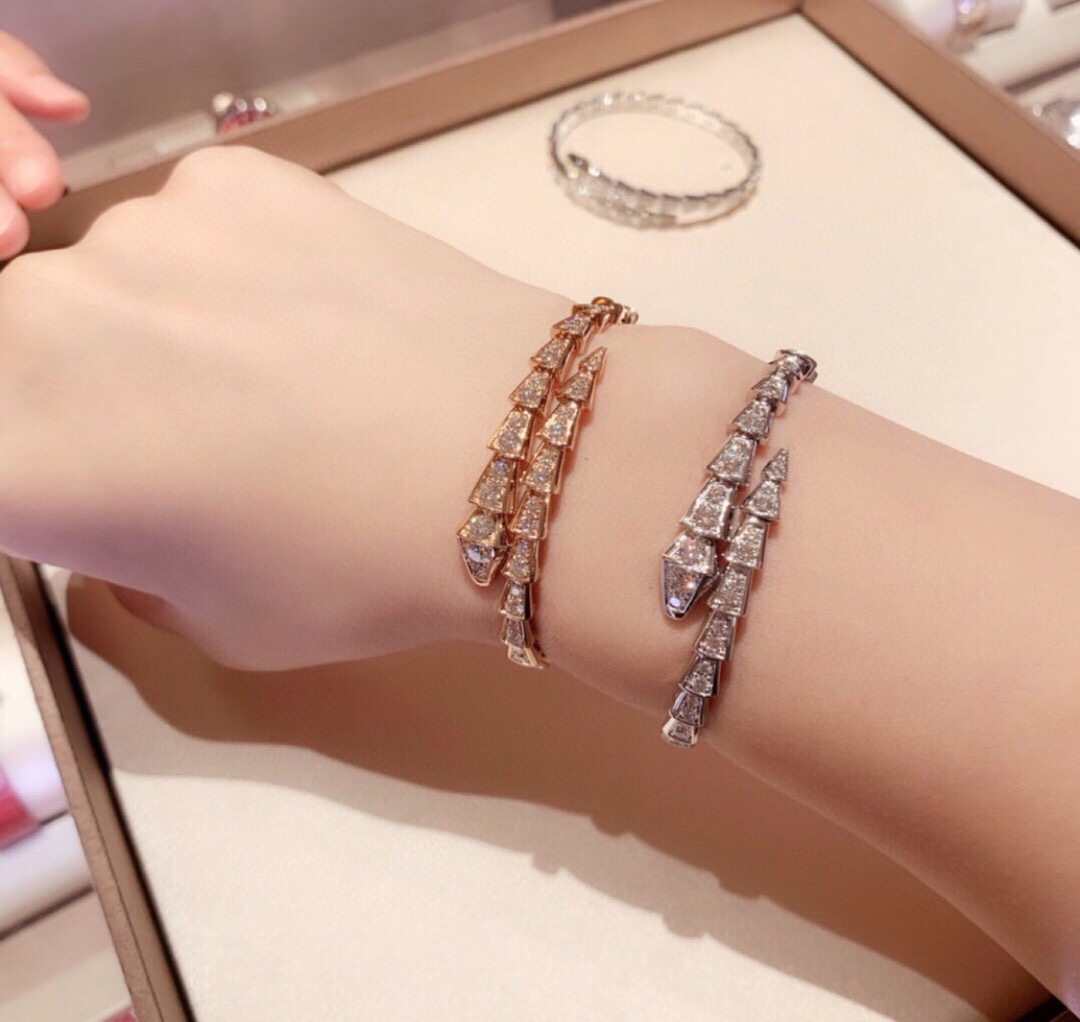 Bagsaaa Bv1g*ai Serpenti Viper Bracelet Rose Gold