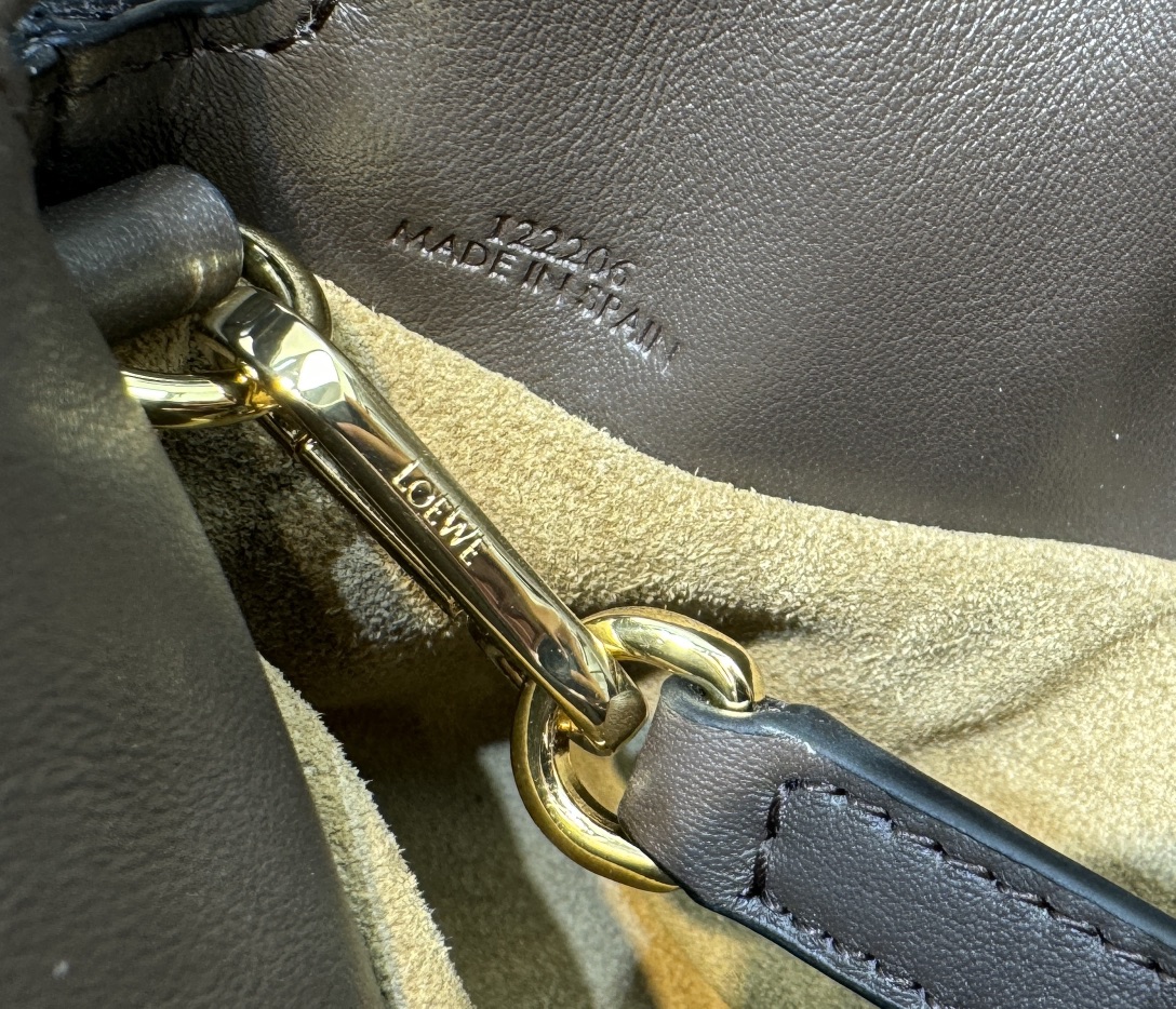 Bagsaaa Mini Flamenco Clutch In Nappa Calfskin Chocolate - 23.9X18X9 cm