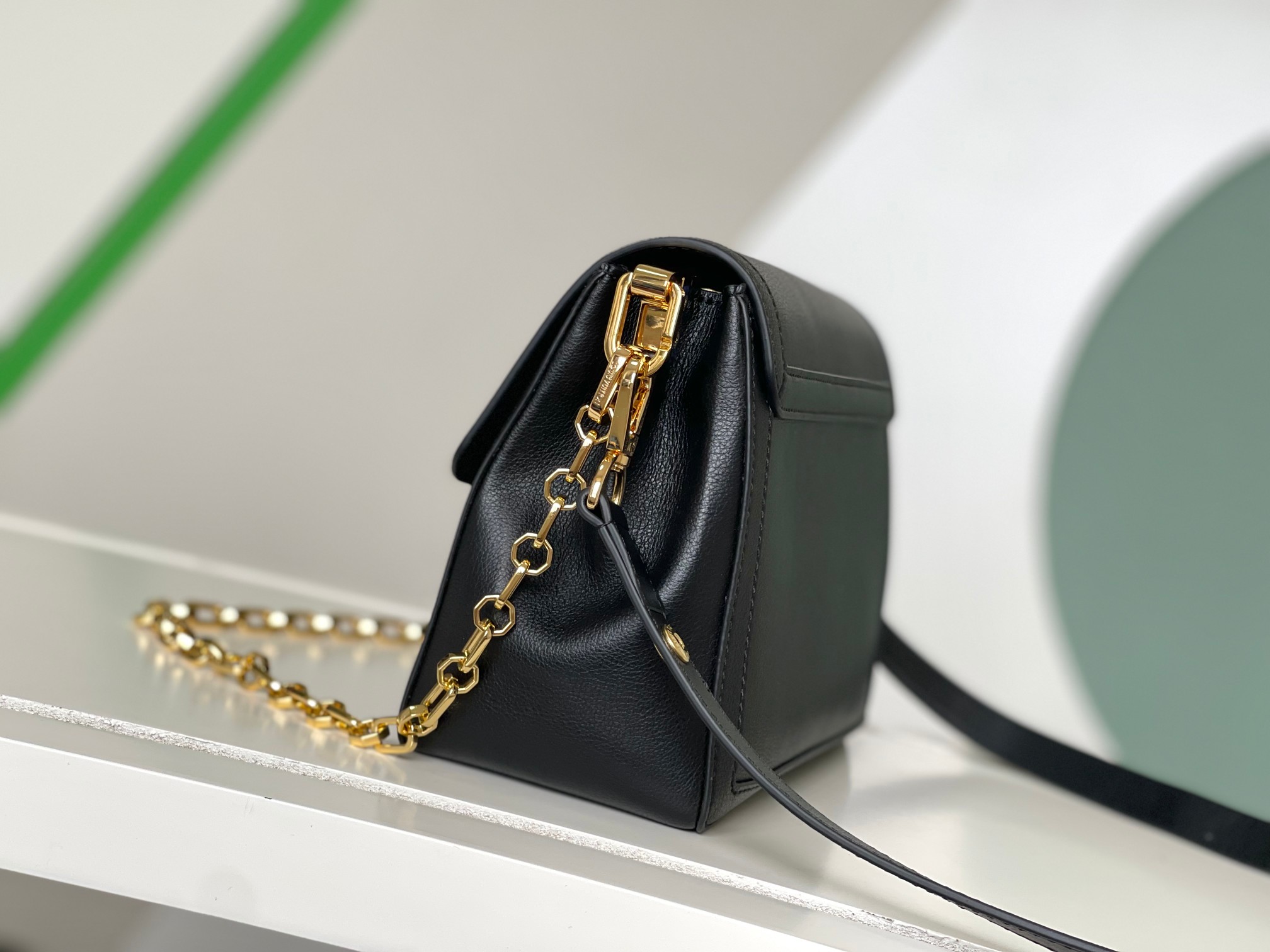 Bagsaaa L0vis Vvtt0n M25209 Dauphine Soft MM Black - 24 x 17 x 9 cm