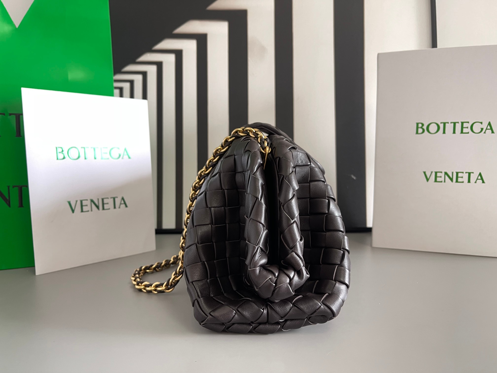Bagsaaa B0tt*ga Ven*ta Teen Lauren 1980 With Chain Fondant - 31.5*16*11cm