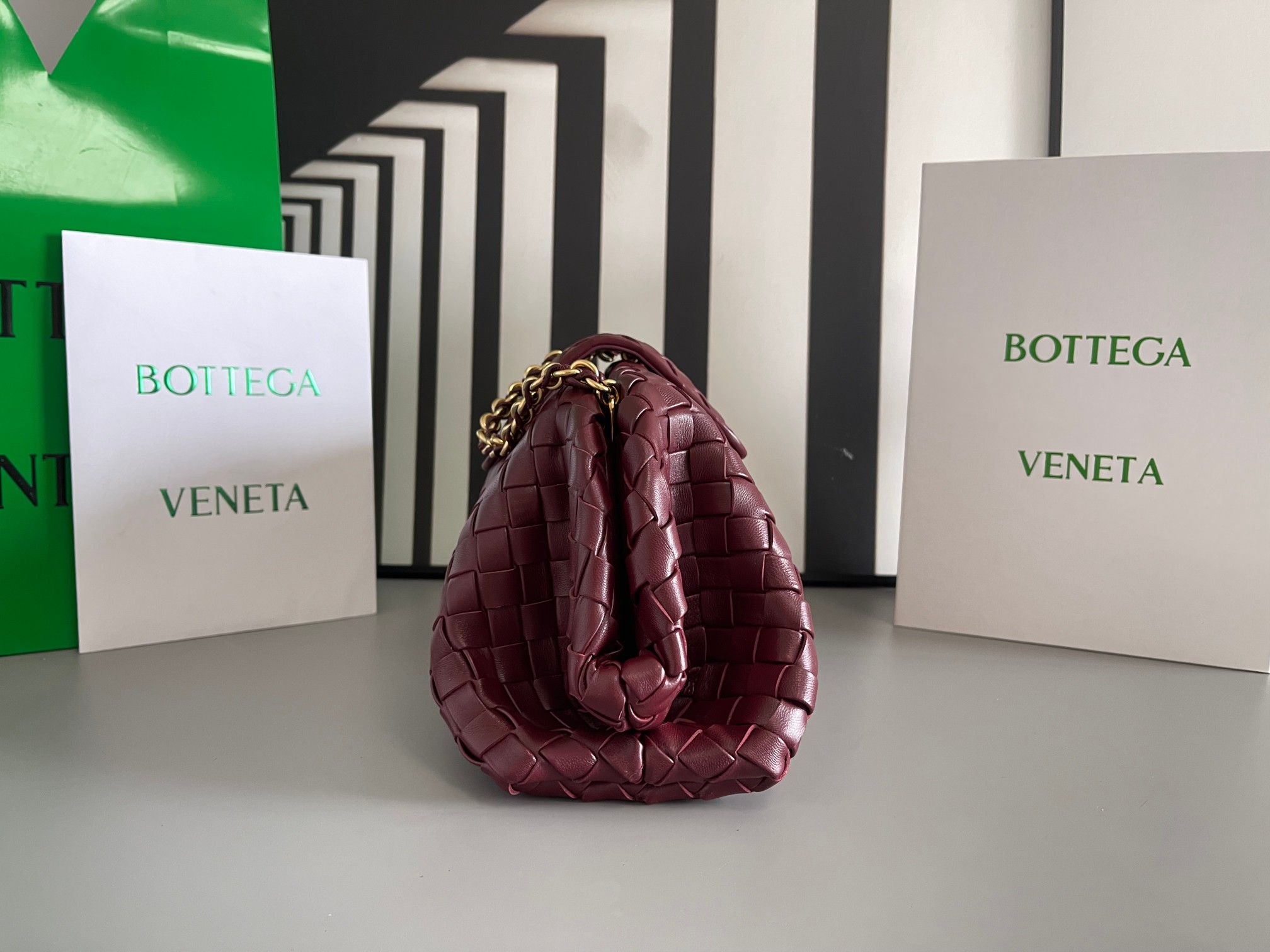 Bagsaaa B0tt*ga Ven*ta Teen Lauren 1980 With Chain Dark Red - 31.5*16*11cm