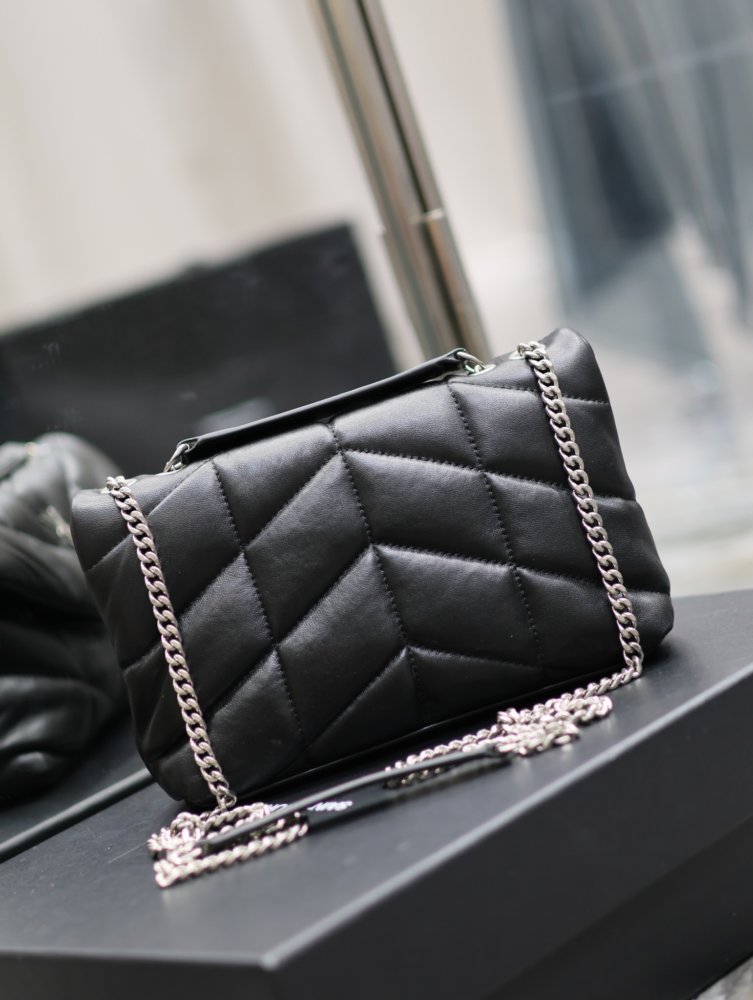 Bagsaaa Y51 Toy Puffer In Nappa Leather 759337 Black & Silver - 23 X 15.5 X 8.5 CM